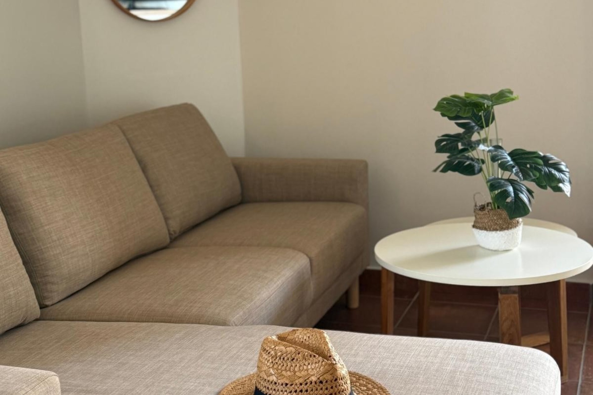 Reventa - Piso -
San Miguel de Salinas