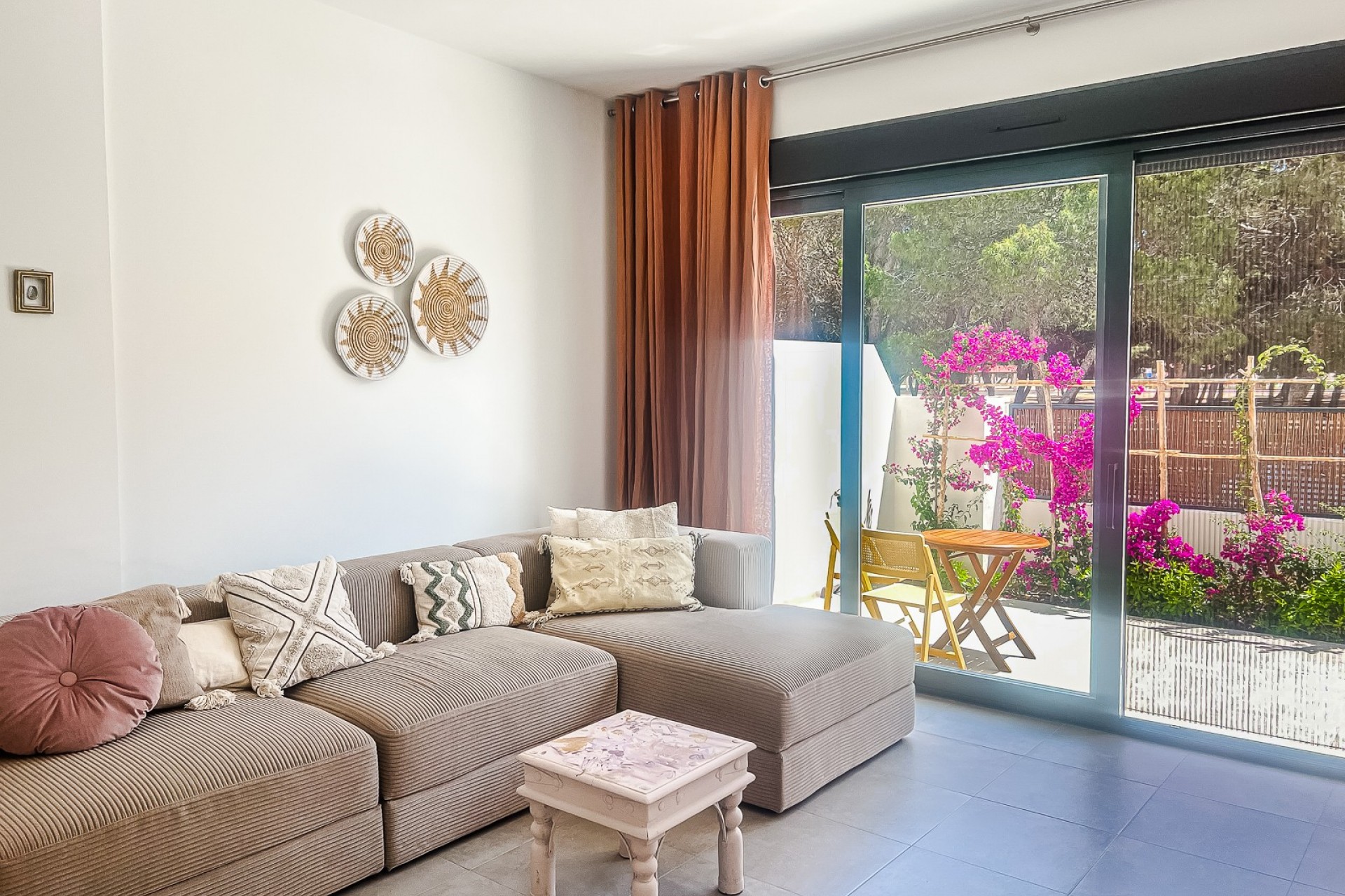 Reventa - Piso -
Santiago de la Ribera - zona san blas
