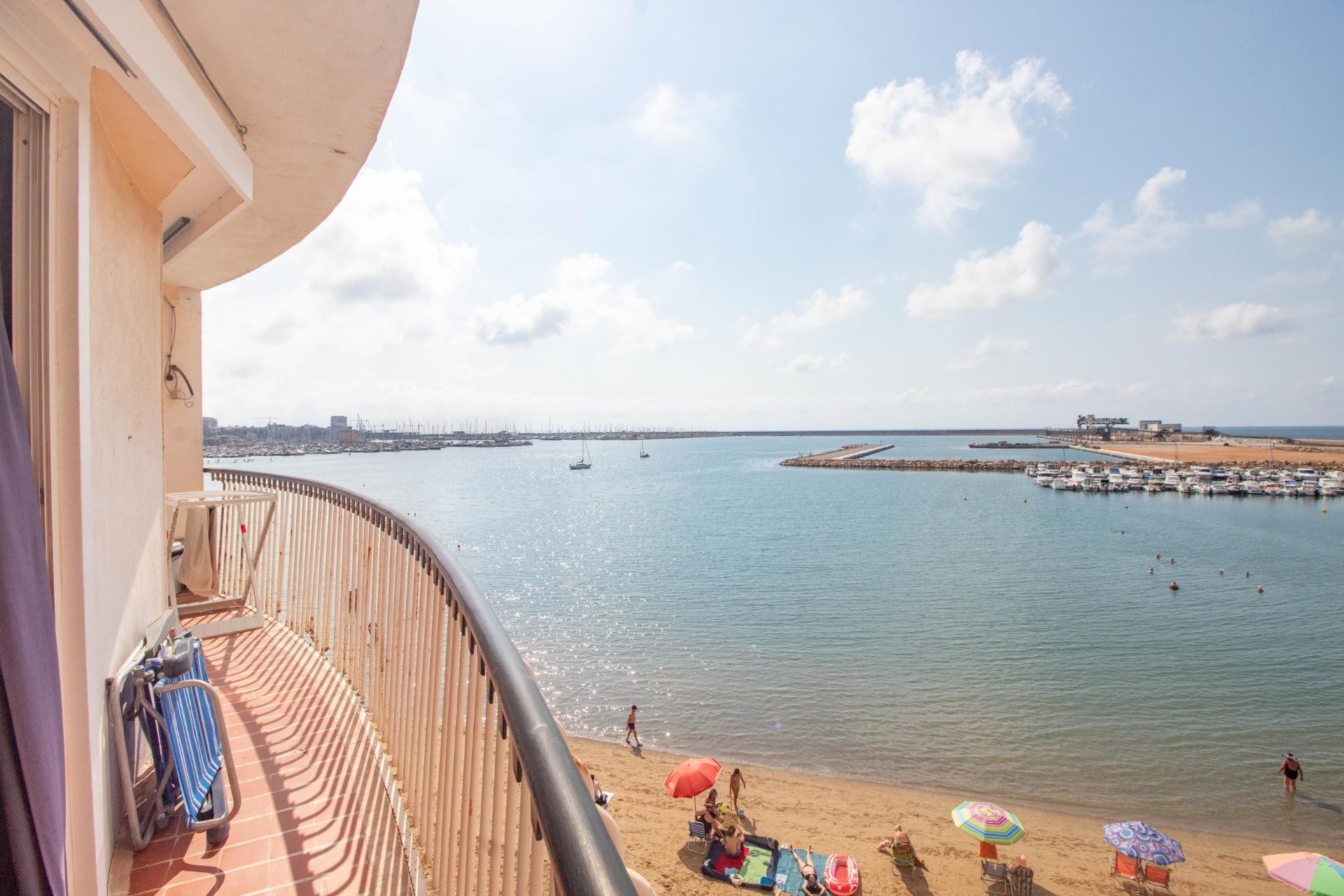 Reventa - Piso -
Torrevieja - Acequion