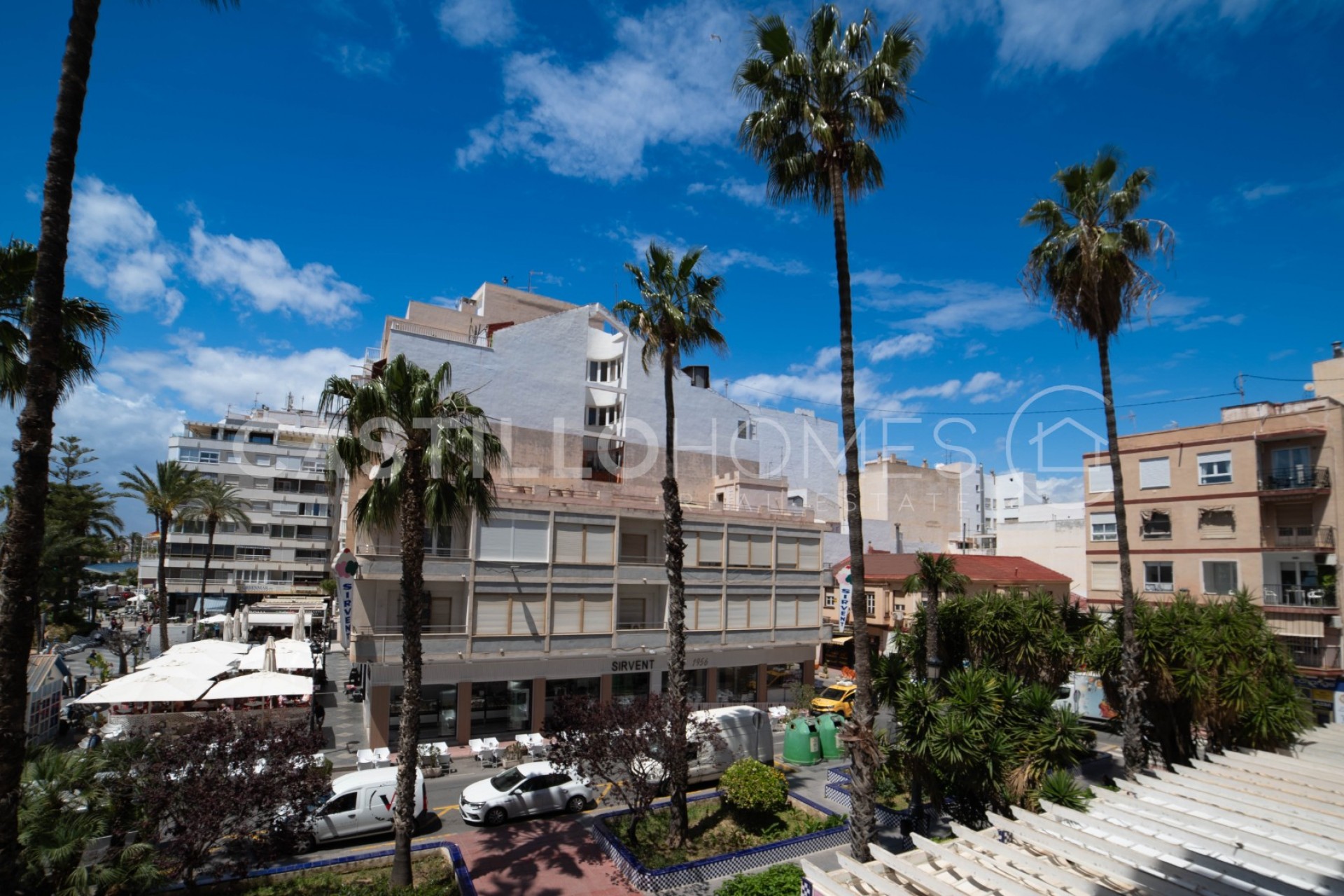 Reventa - Piso -
Torrevieja - Centro