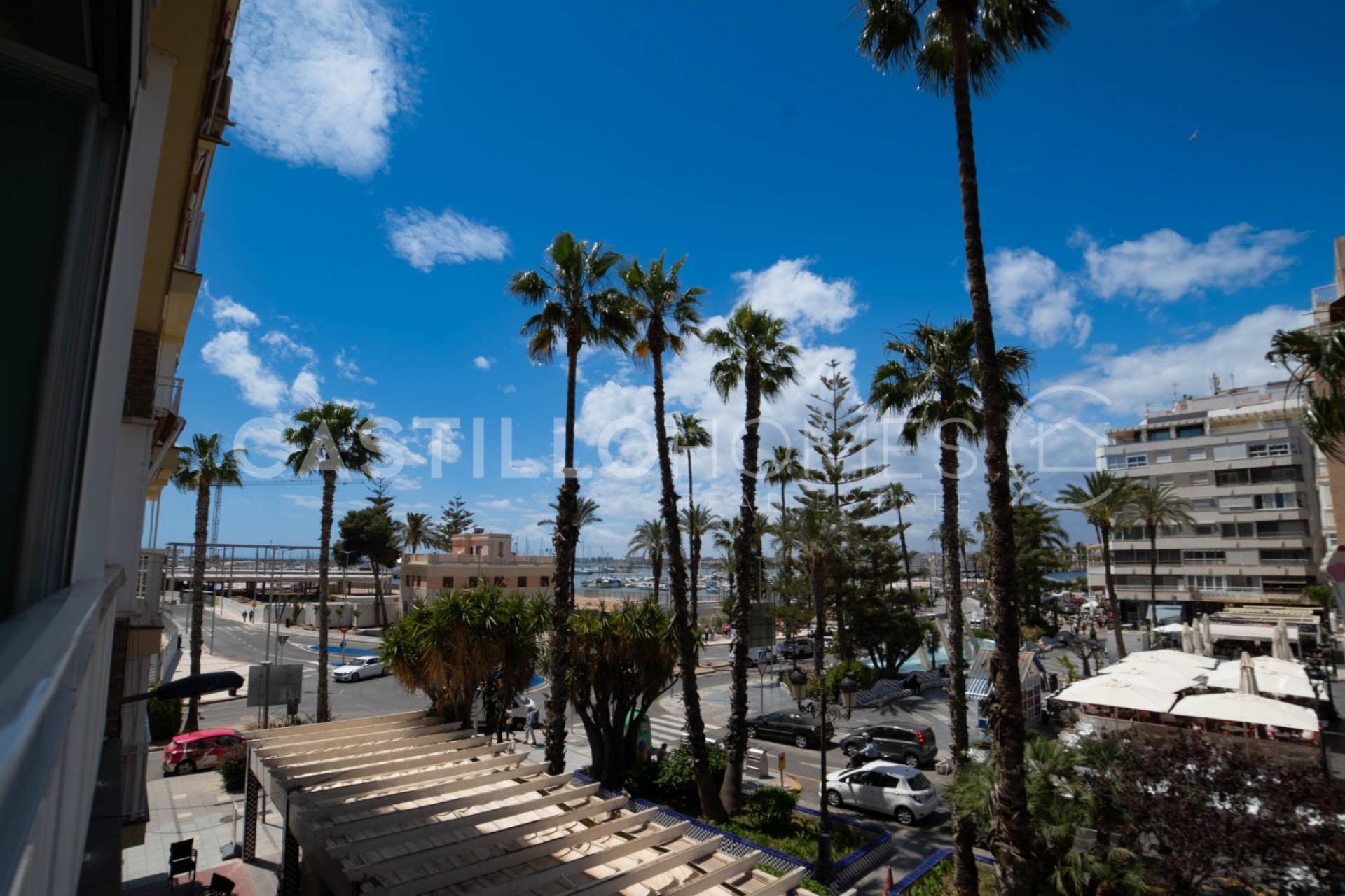 Reventa - Piso -
Torrevieja - Centro