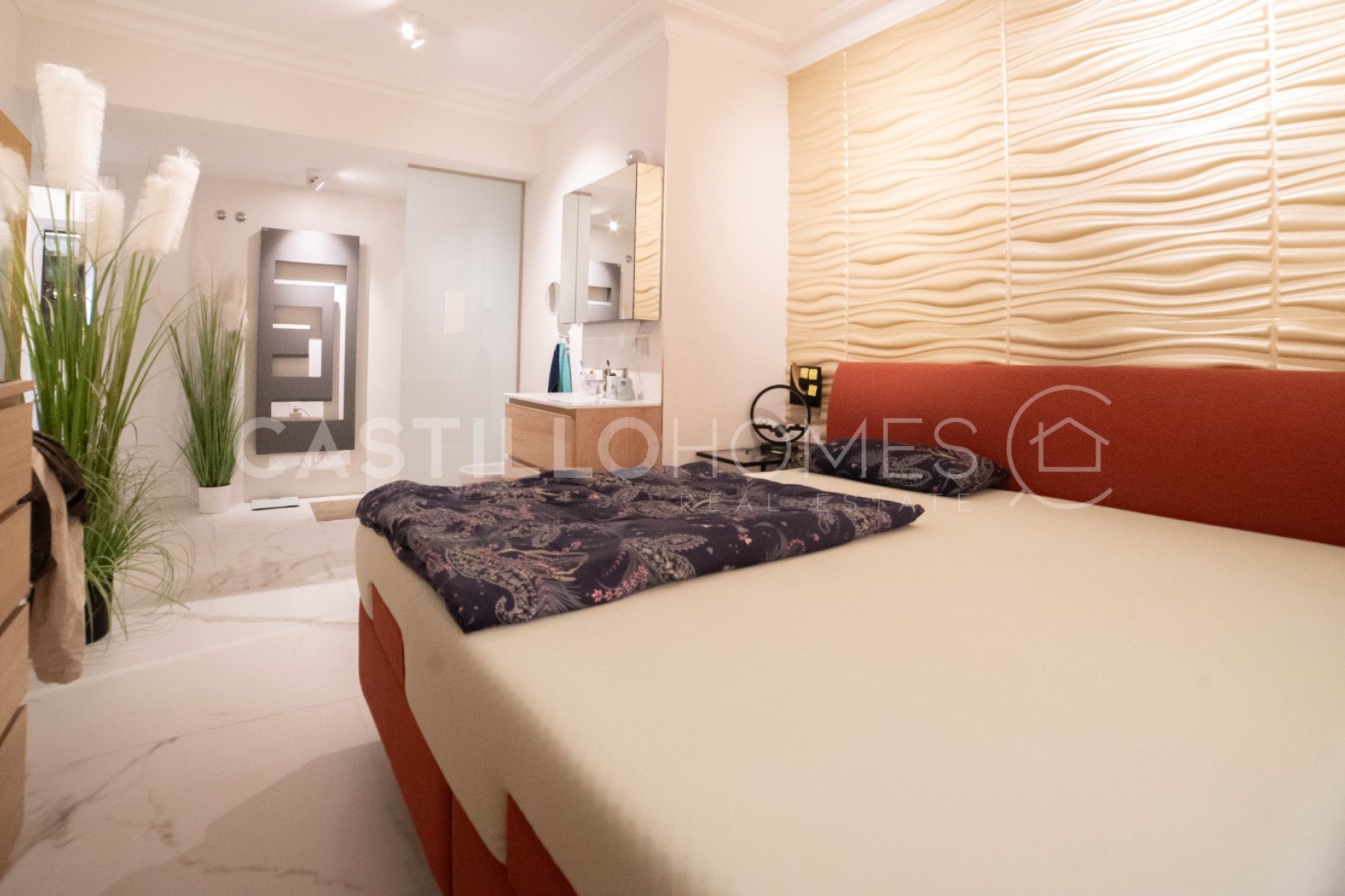 Reventa - Piso -
Torrevieja - Centro