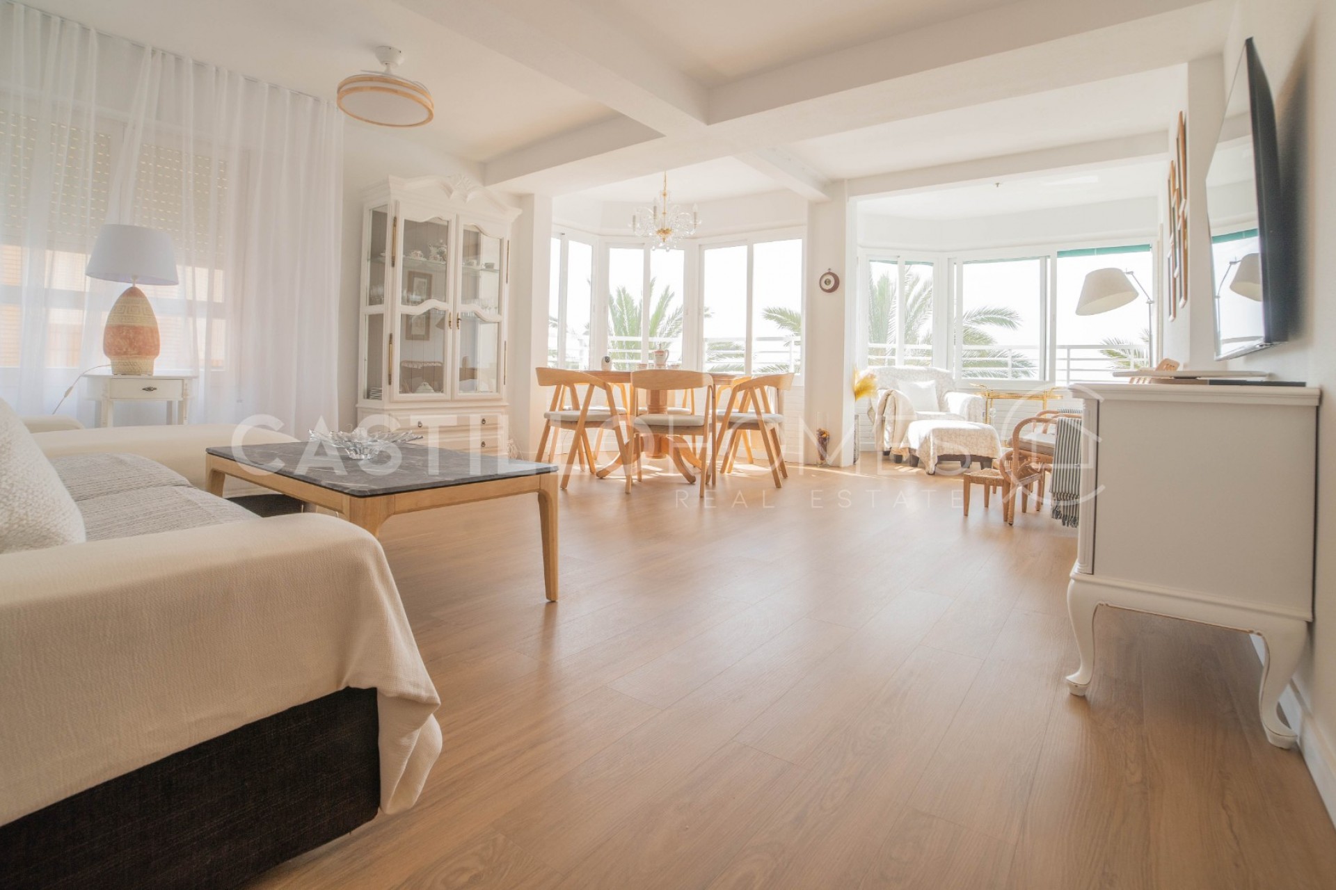 Reventa - Piso -
Torrevieja - Centro