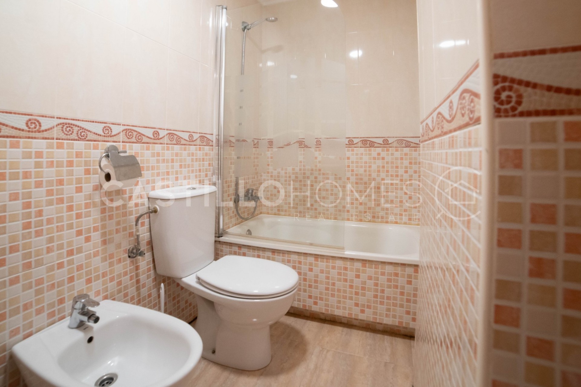 Reventa - Piso -
Torrevieja - Centro