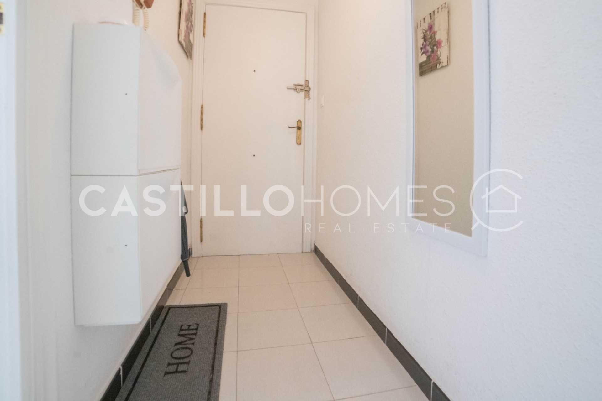 Reventa - Piso -
Torrevieja - Centro