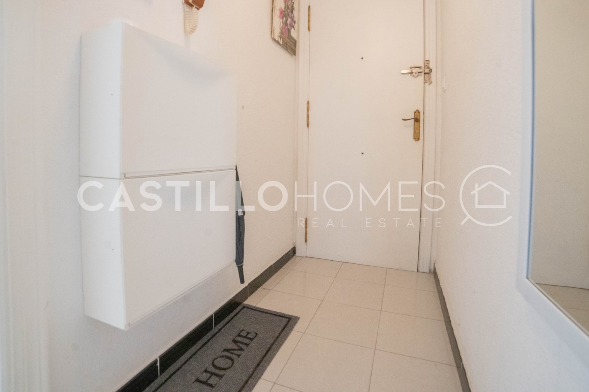 Reventa - Piso -
Torrevieja - Centro