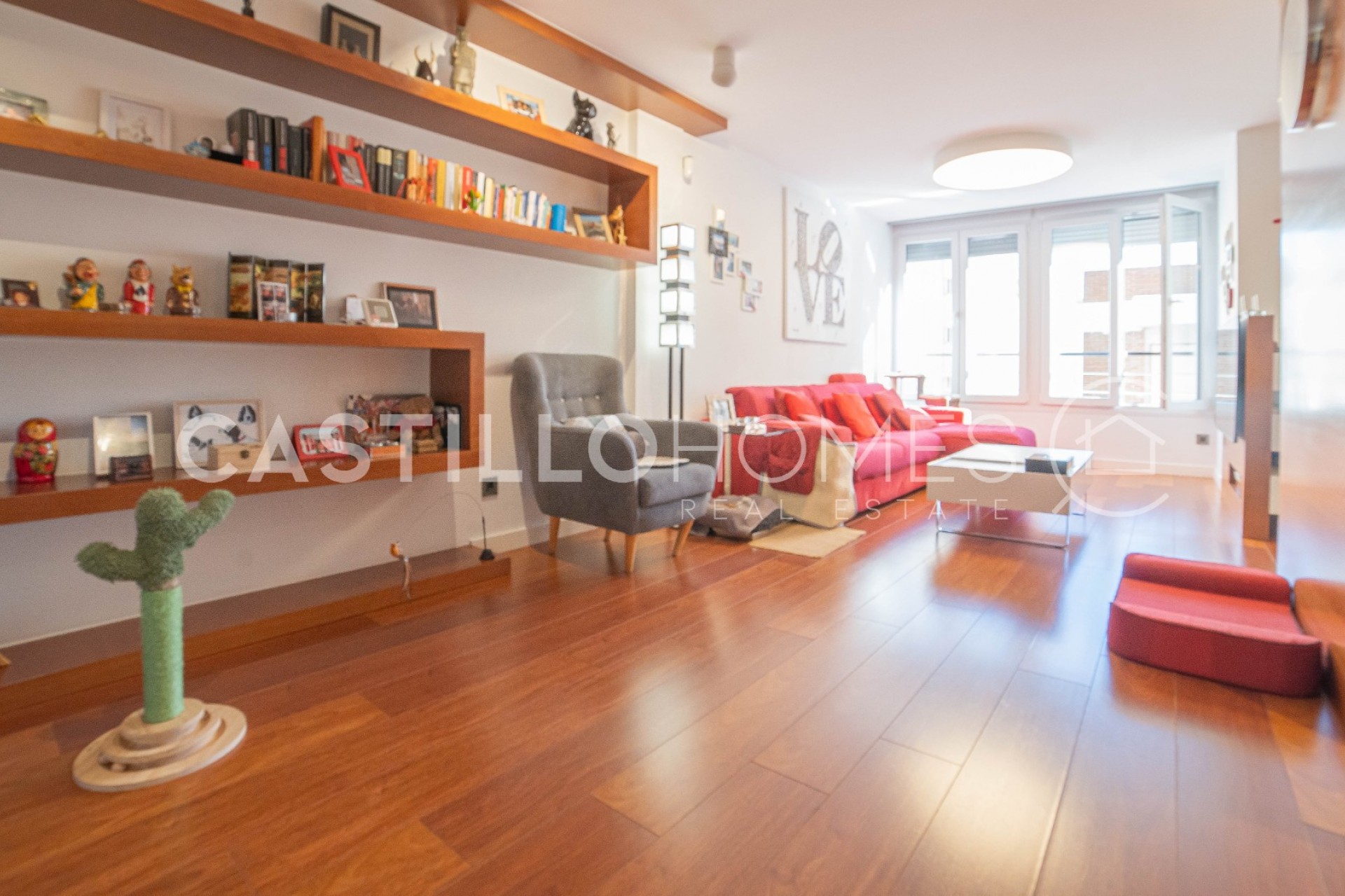 Reventa - Piso -
Torrevieja - Centro