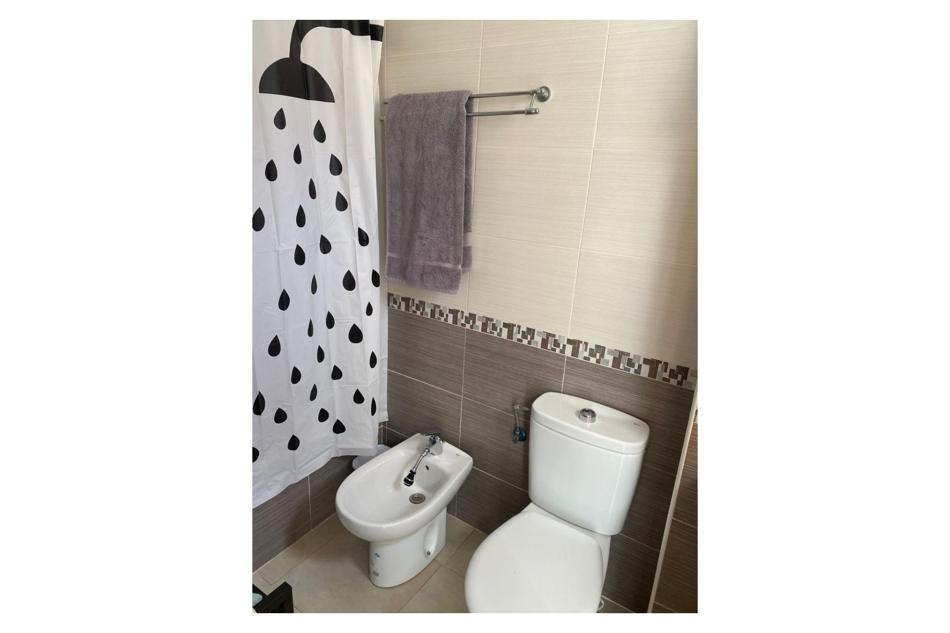 Reventa - Piso -
Torrevieja - Centro