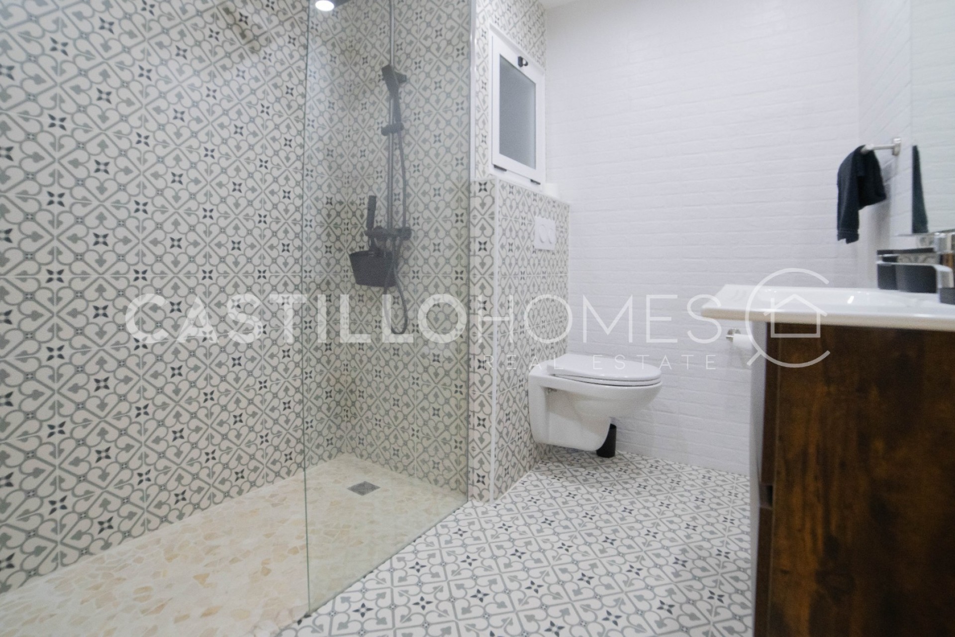 Reventa - Piso -
Torrevieja - Centro