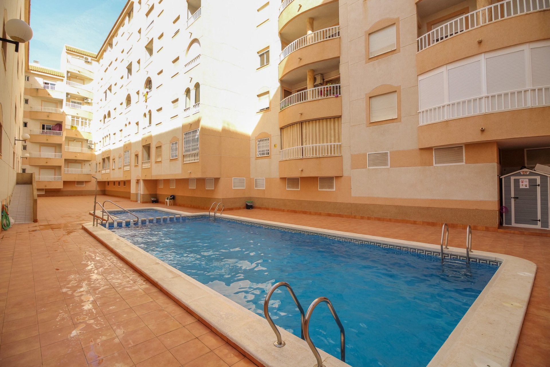 Reventa - Piso -
Torrevieja - El Molino