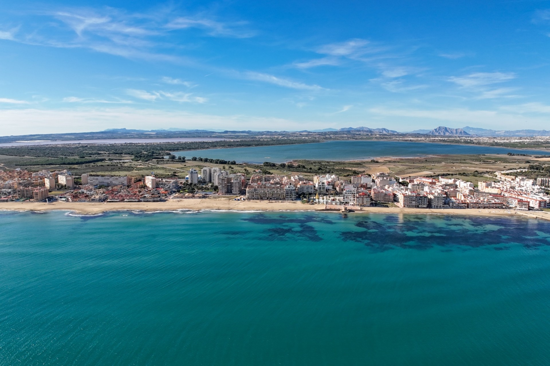 Reventa - Piso -
Torrevieja - La Mata