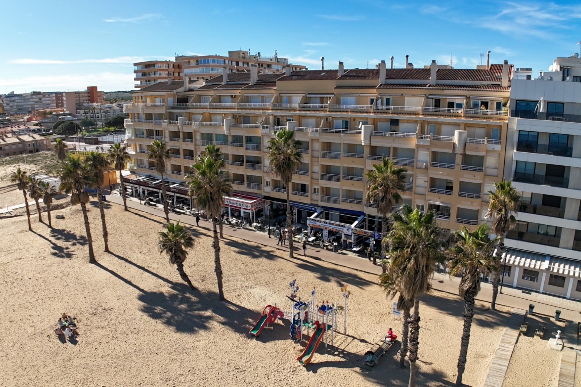 Reventa - Piso -
Torrevieja - La Mata