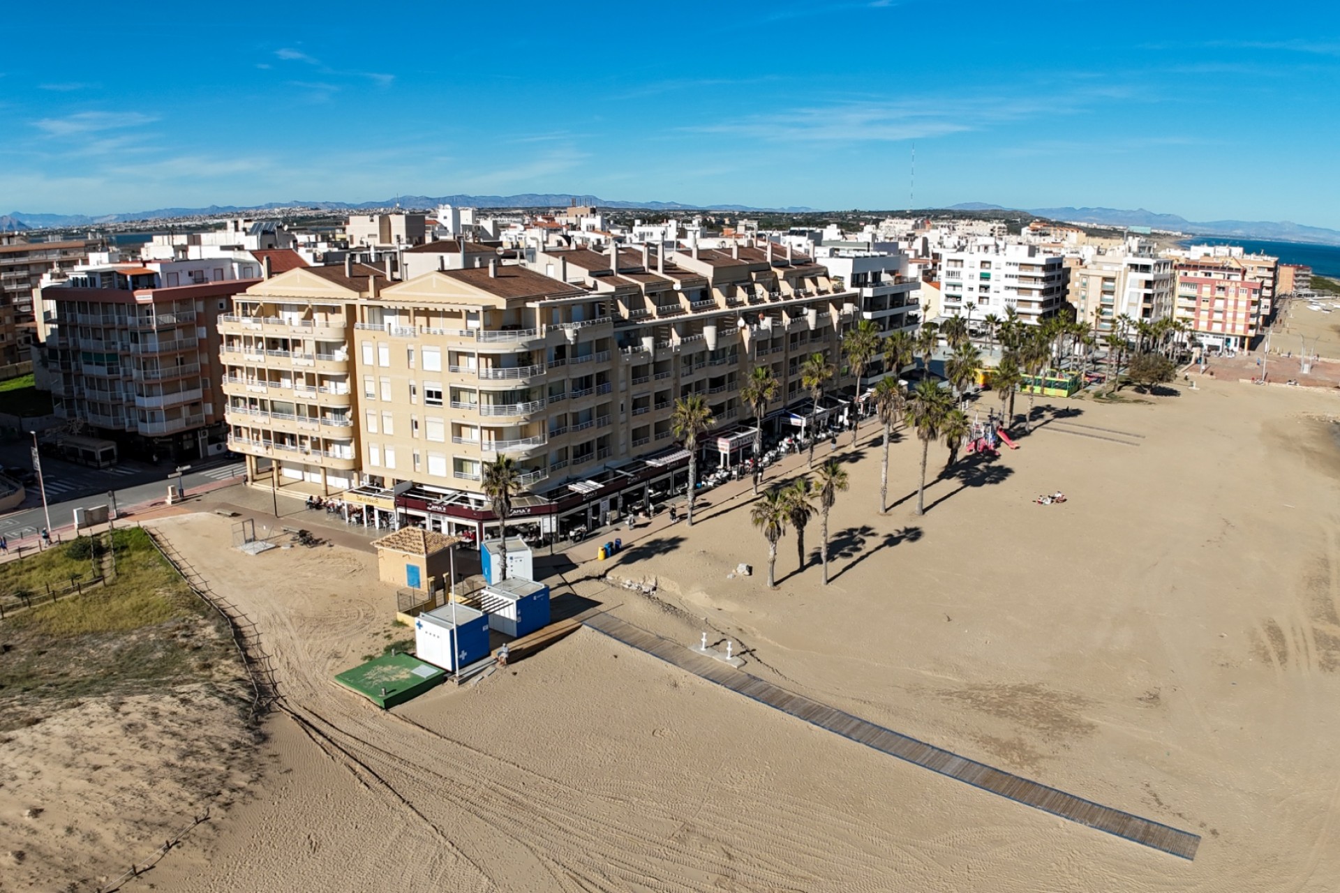 Reventa - Piso -
Torrevieja - La Mata