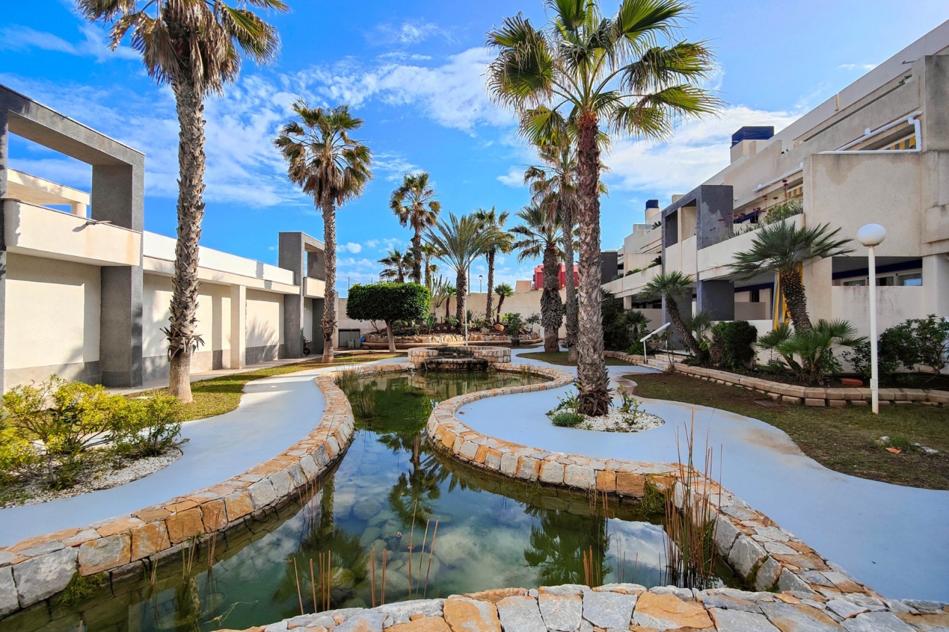 Reventa - Piso -
Torrevieja - La Mata