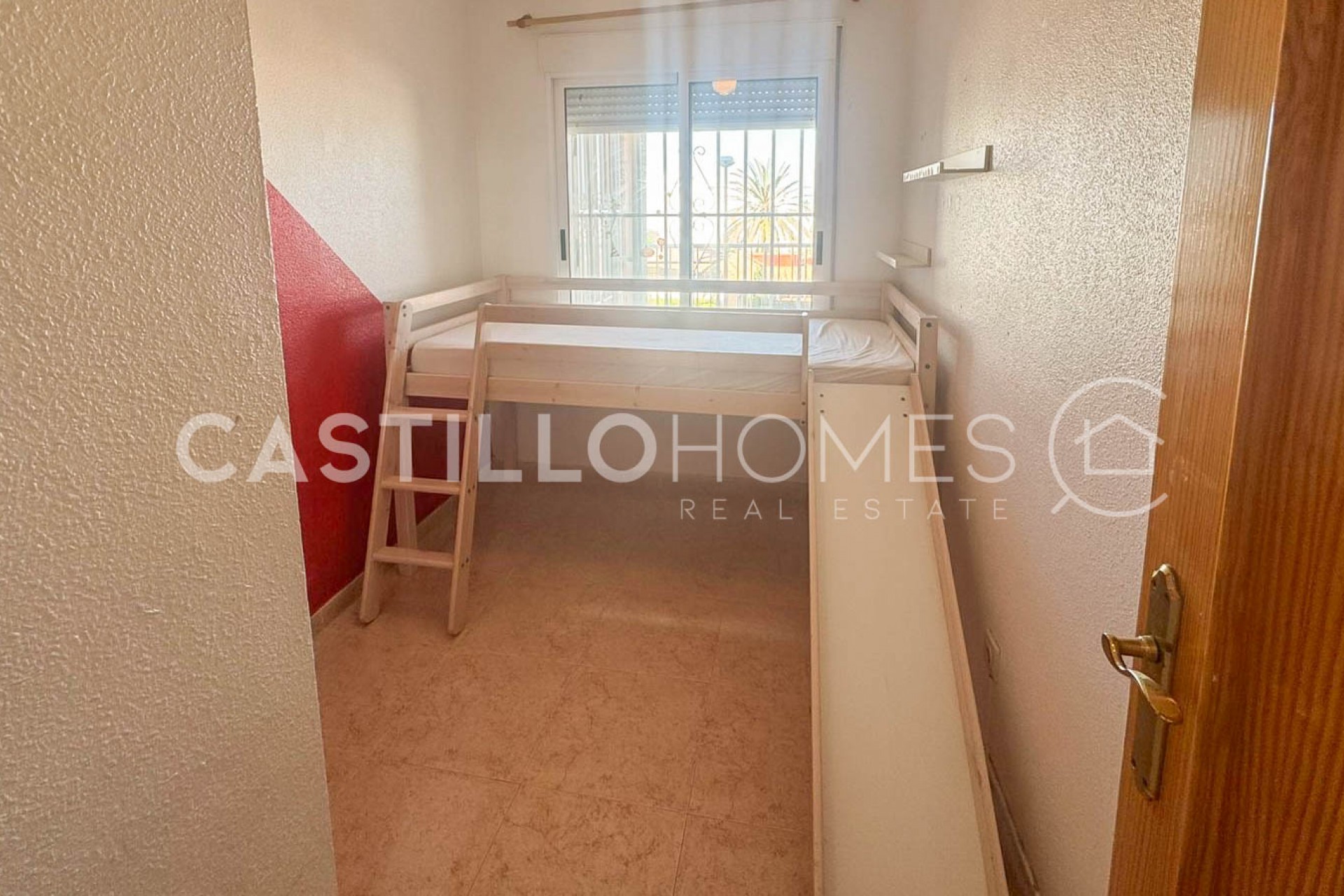 Reventa - Piso -
Torrevieja - La Mata