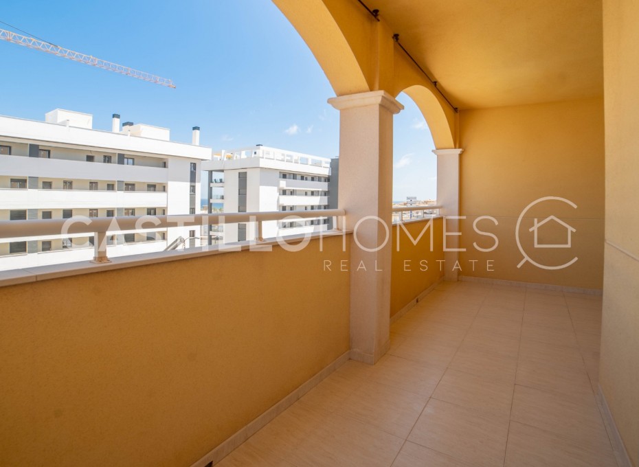 Reventa - Piso -
Torrevieja - La Mata