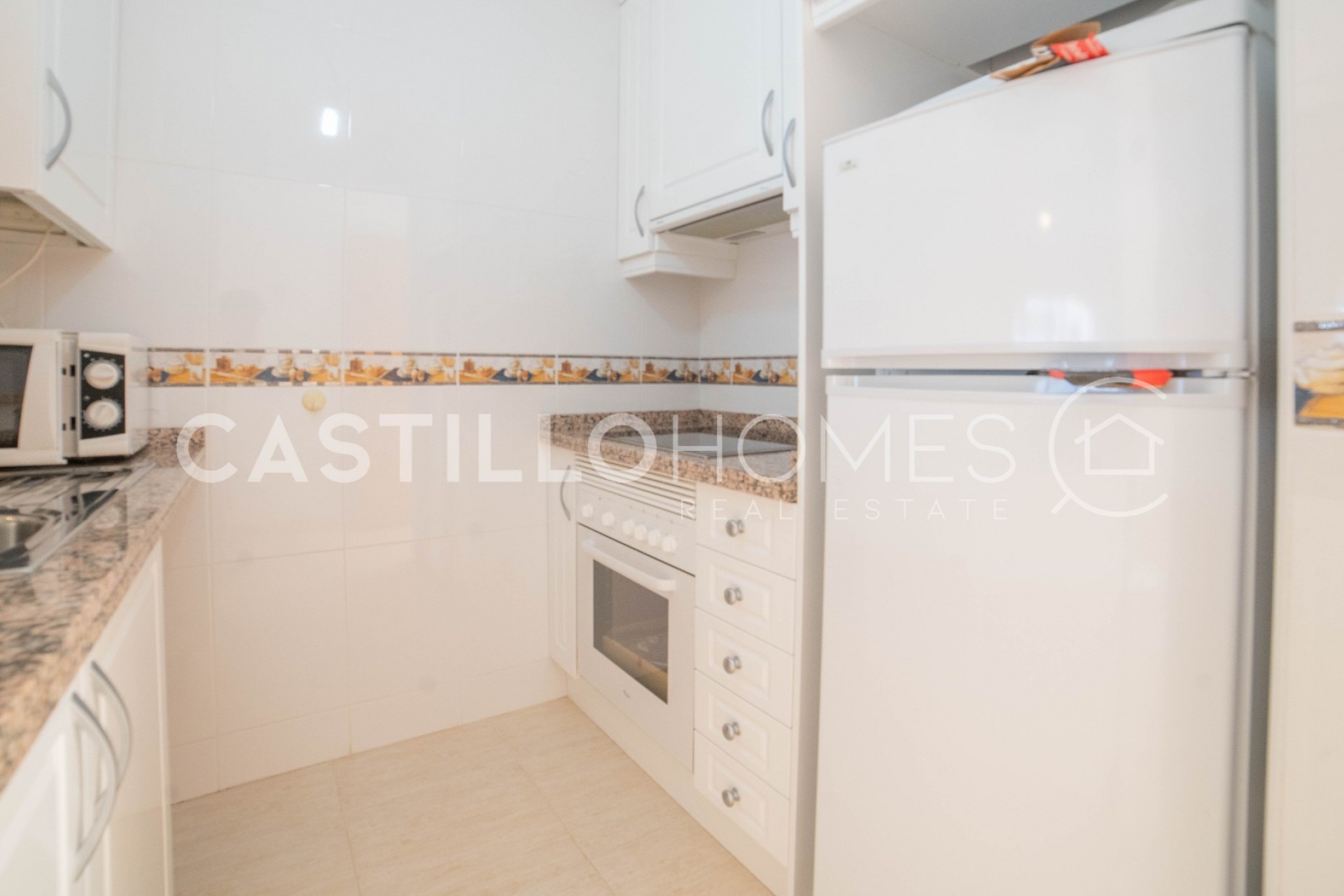 Reventa - Piso -
Torrevieja - La Mata