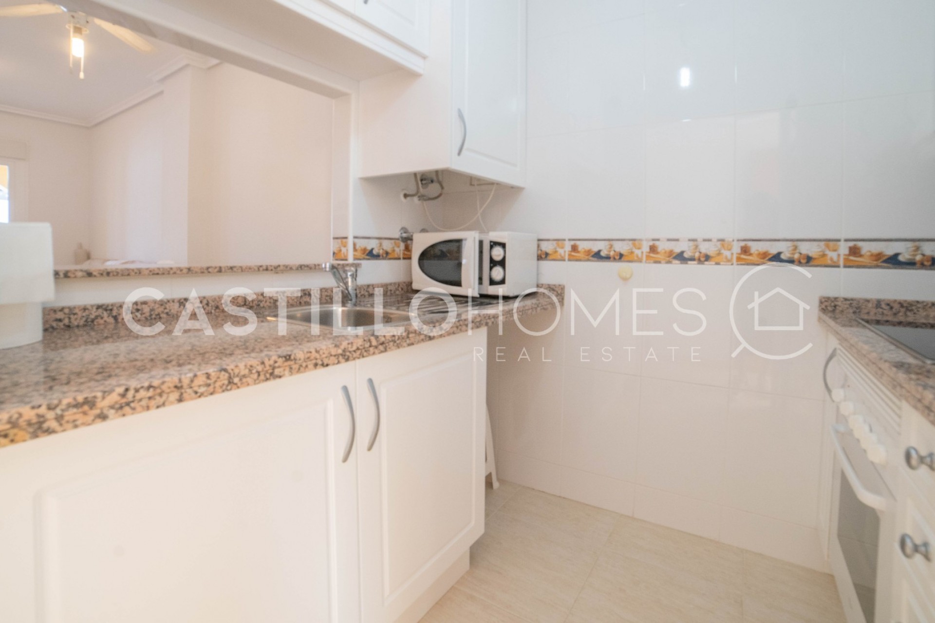 Reventa - Piso -
Torrevieja - La Mata
