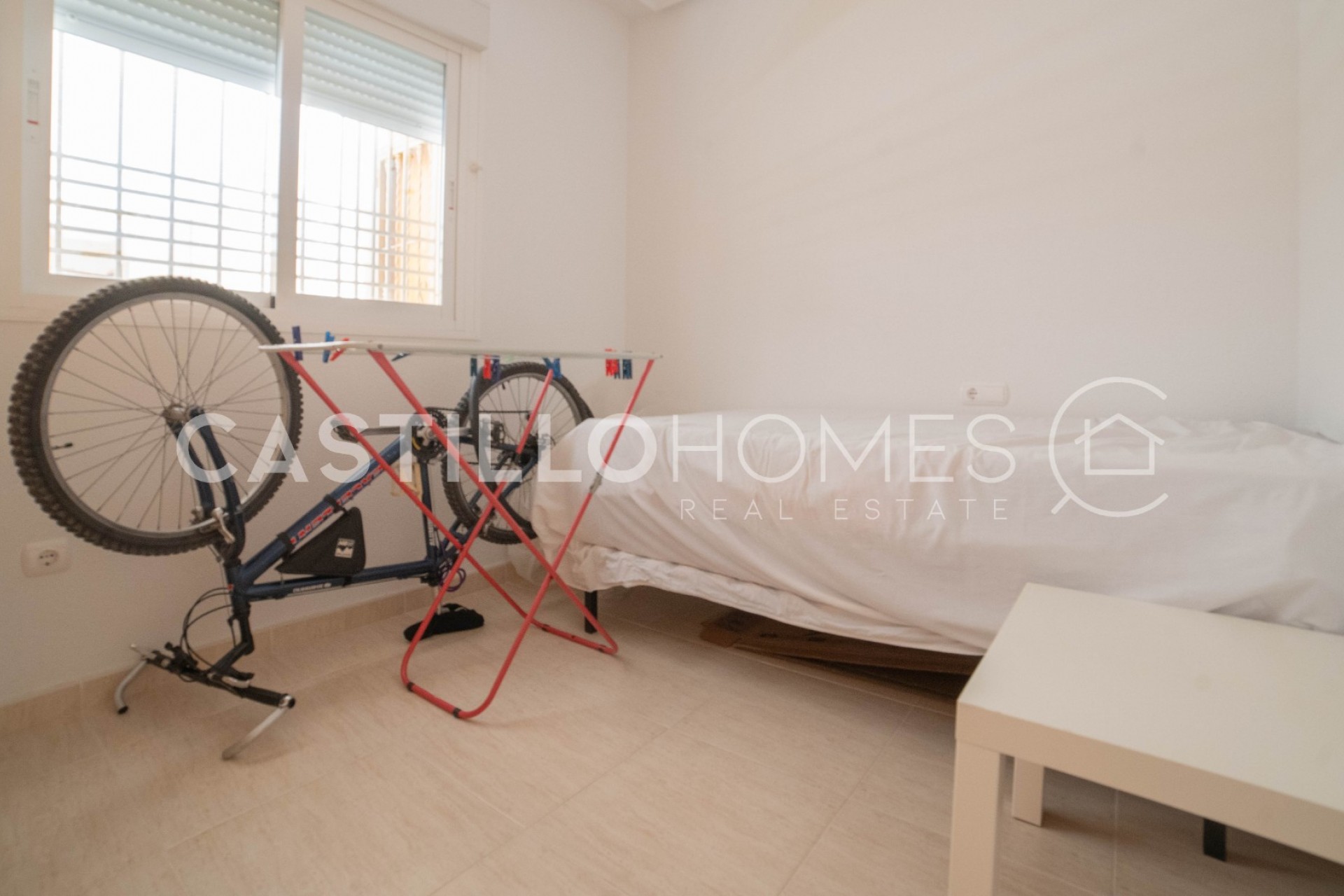 Reventa - Piso -
Torrevieja - La Mata