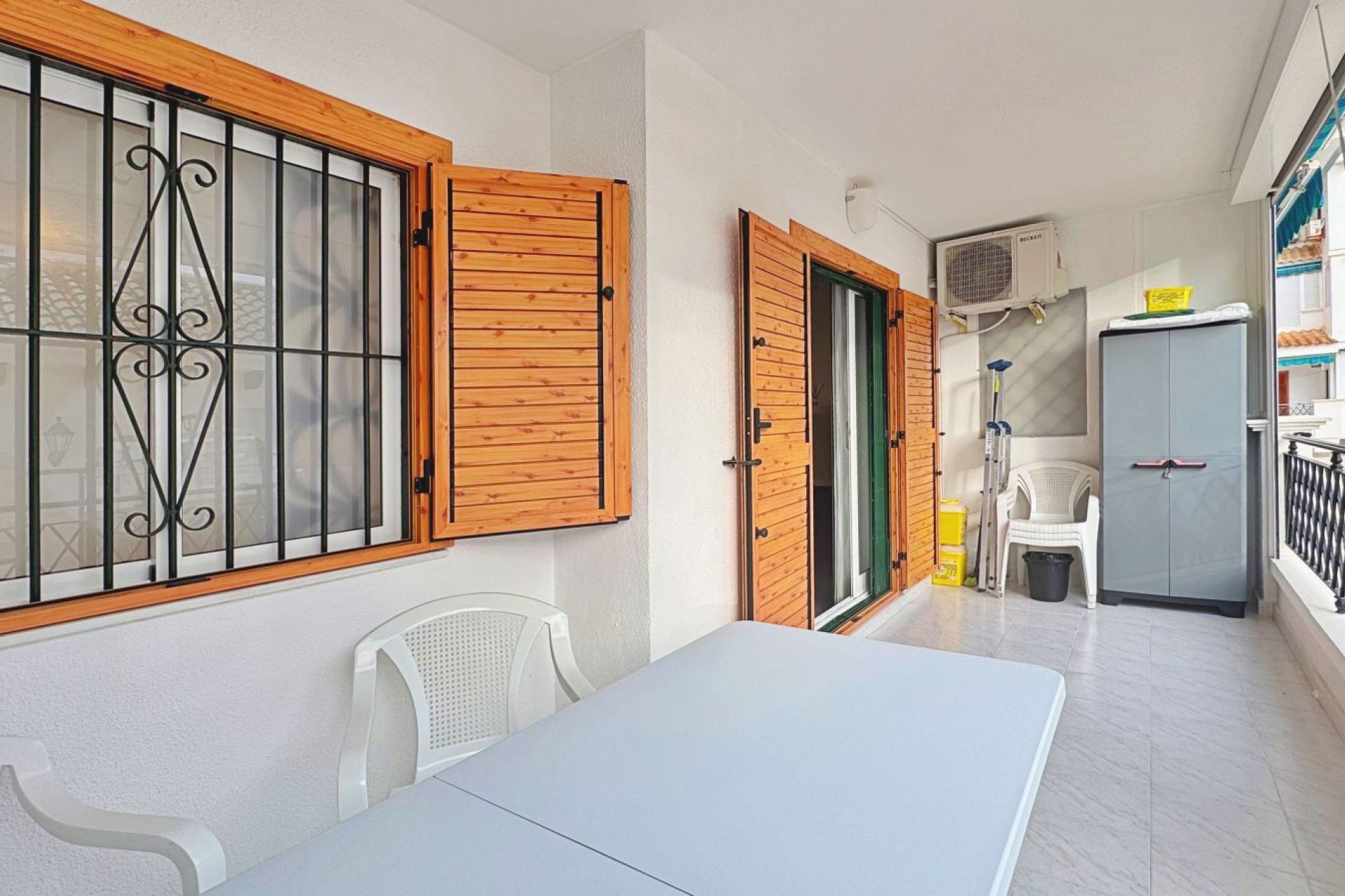 Reventa - Piso -
Torrevieja - La Mata