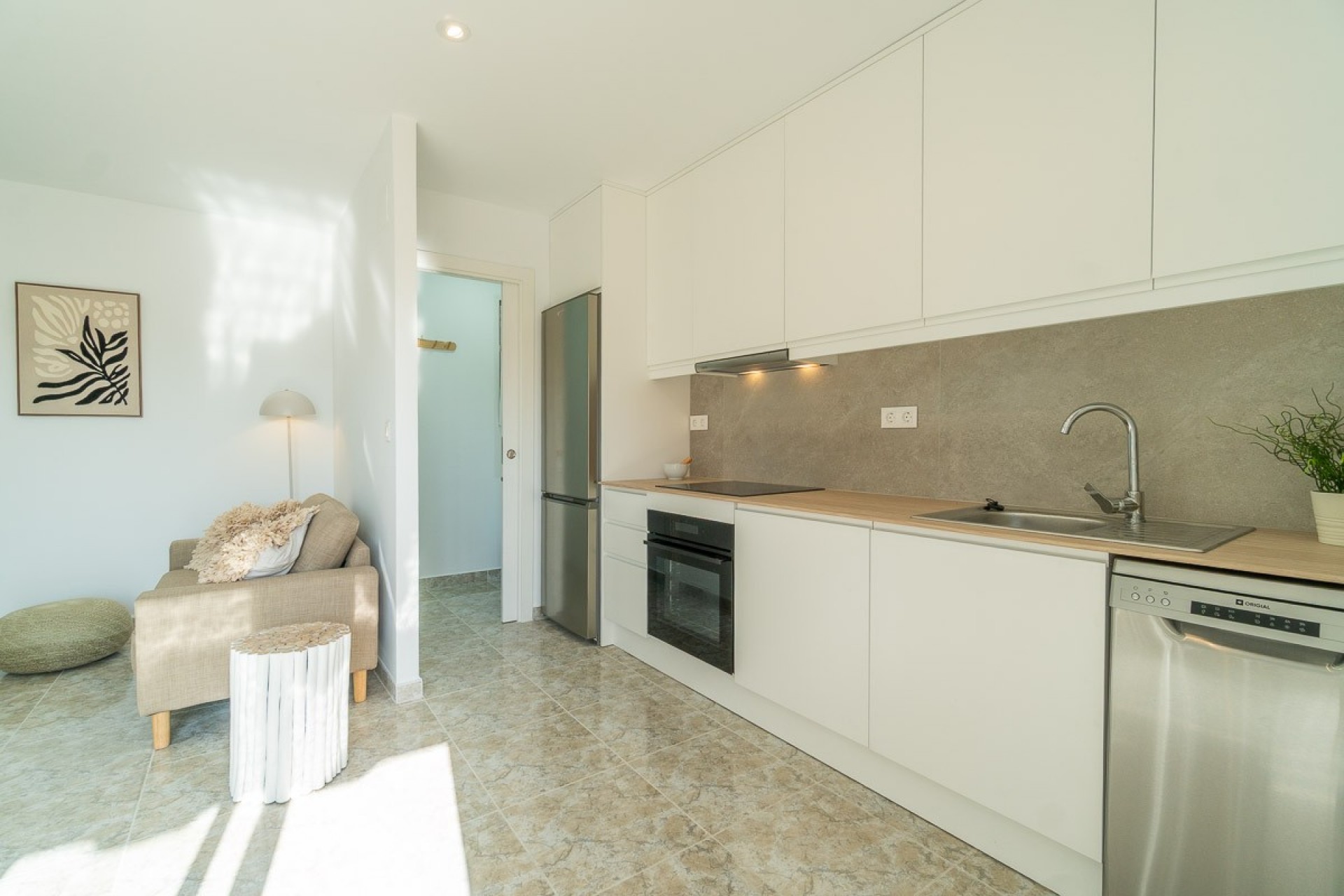 Reventa - Piso -
Torrevieja - La Mata