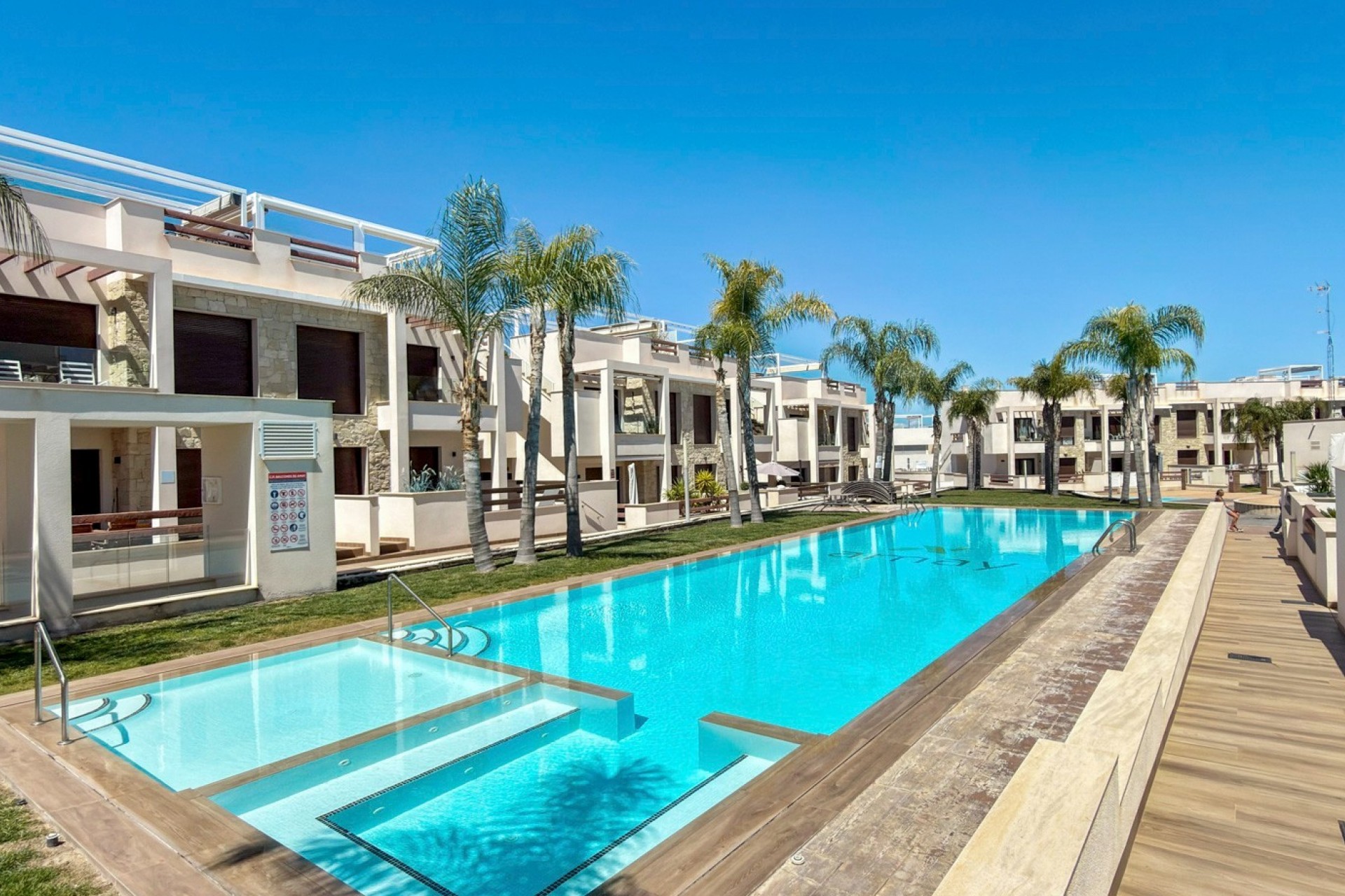Reventa - Piso -
Torrevieja - Los Balcones - Los Altos del Edén