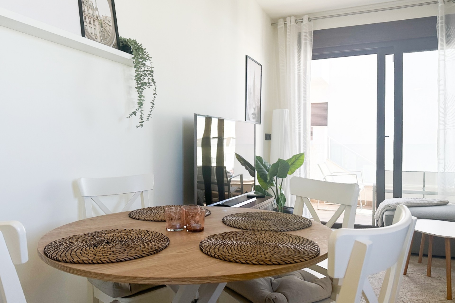 Reventa - Piso -
Torrevieja - Los Balcones