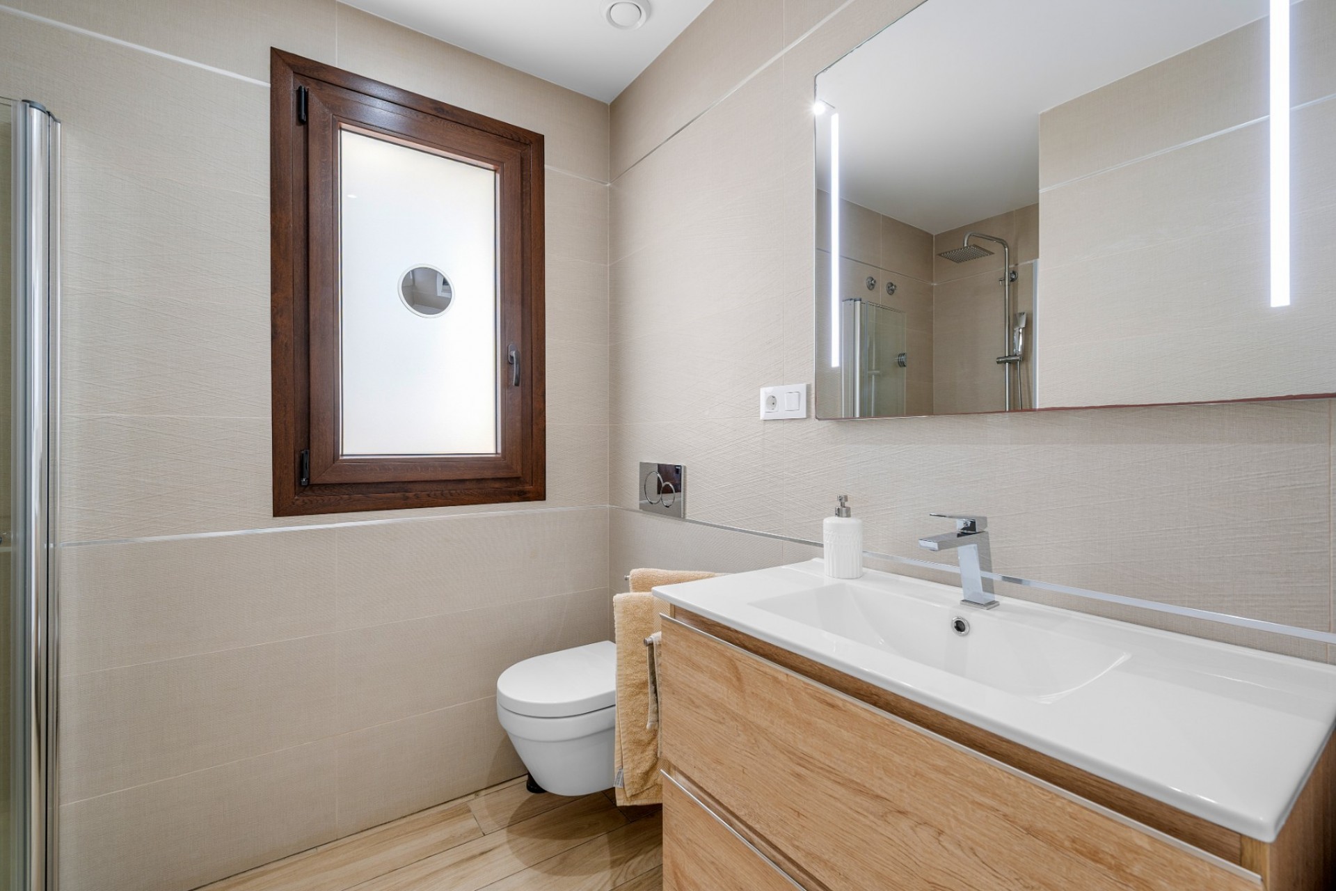 Reventa - Piso -
Torrevieja - Los Balcones