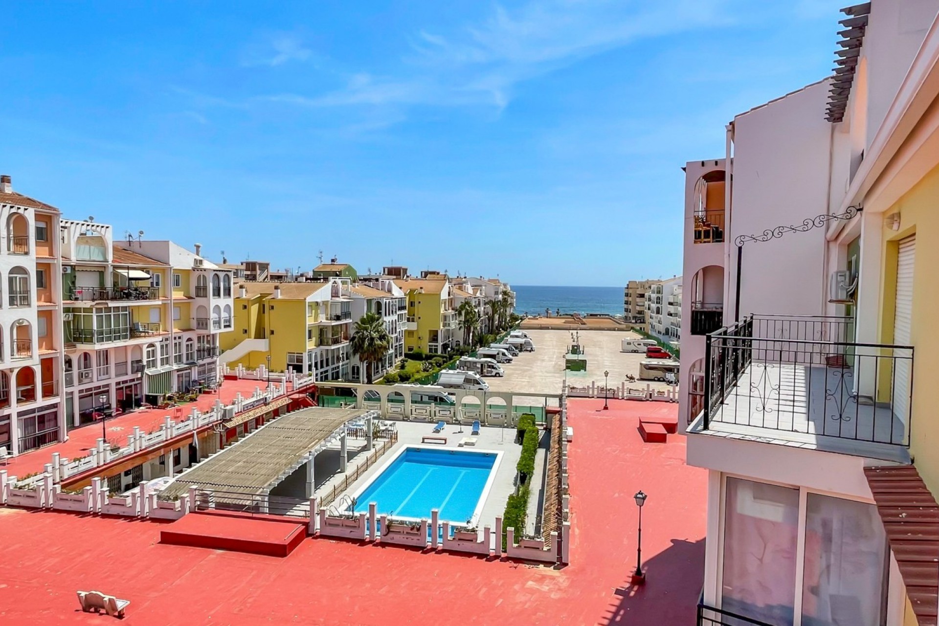 Reventa - Piso -
Torrevieja - Mar Azul