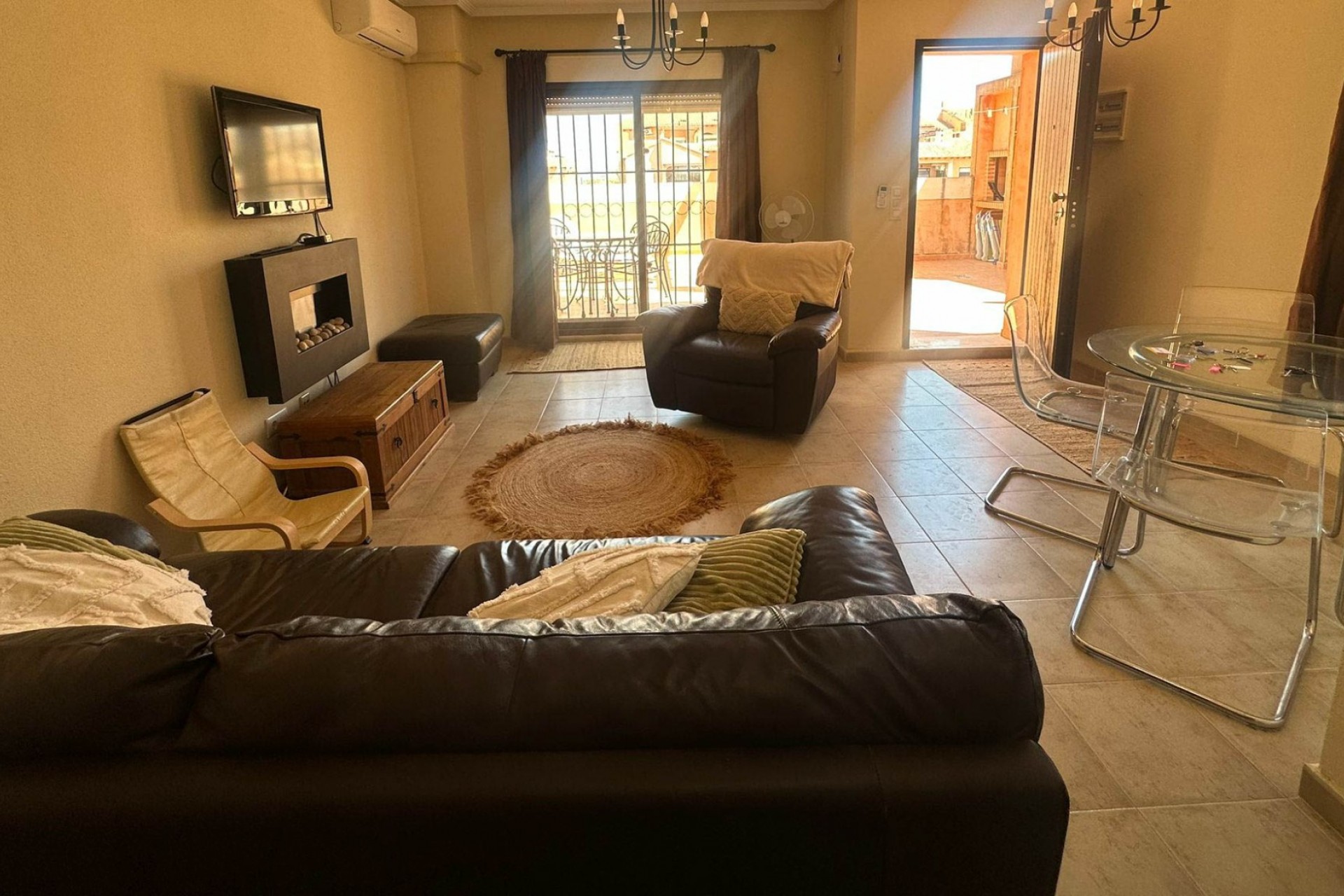 Reventa - Piso -
Torrevieja - Nueva Torrevieja - Aguas Nuevas