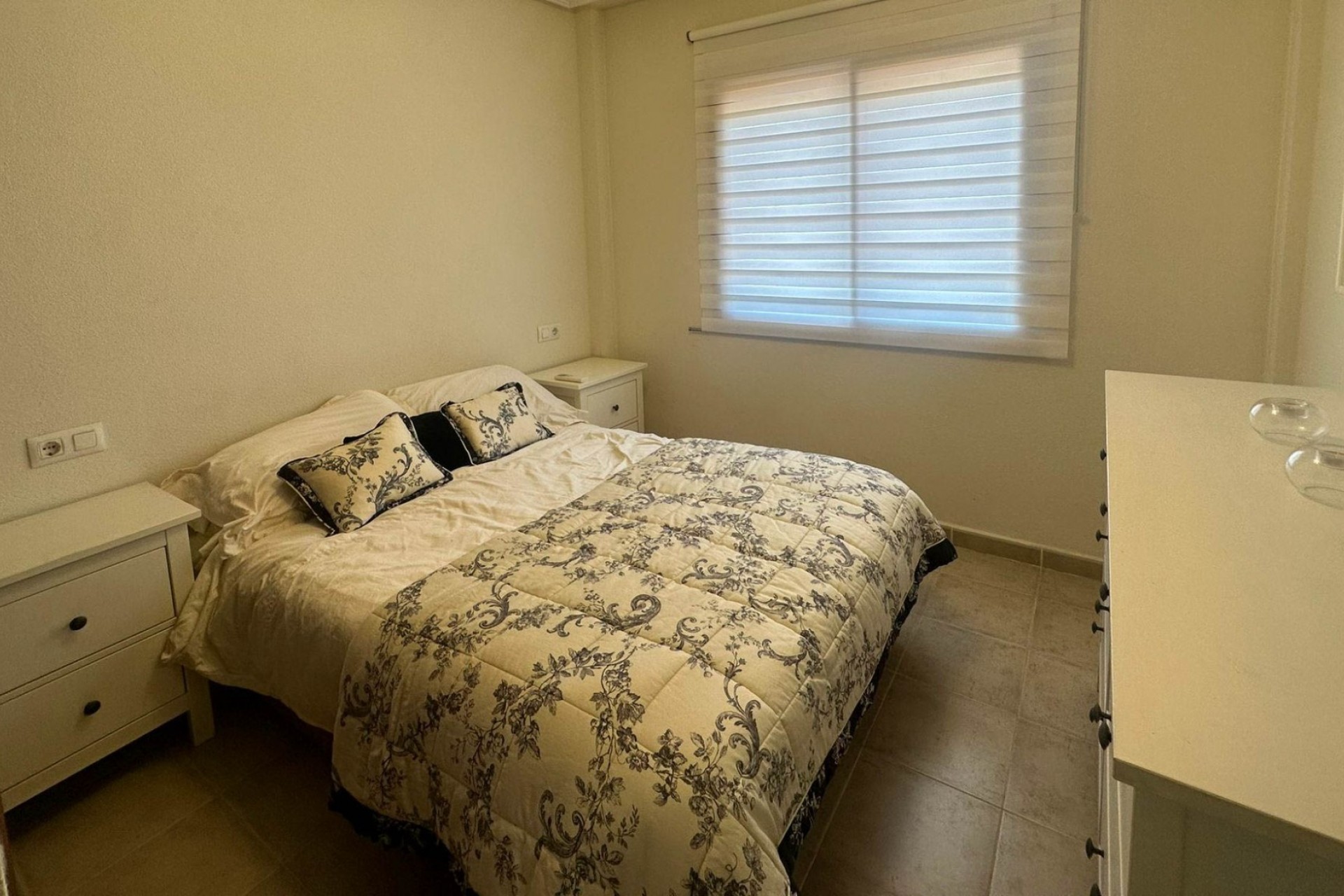 Reventa - Piso -
Torrevieja - Nueva Torrevieja - Aguas Nuevas