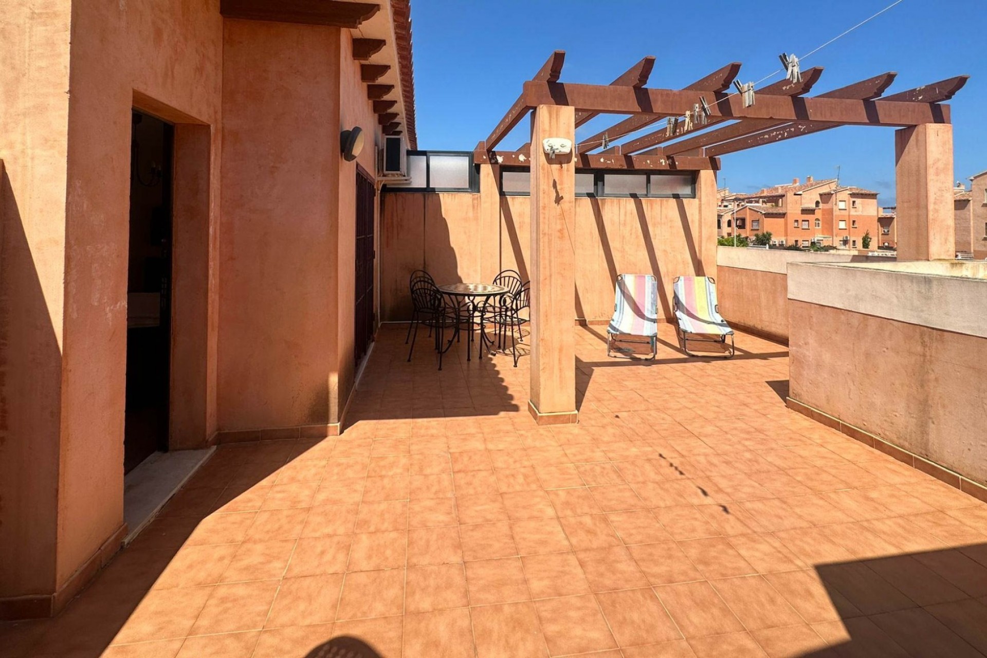 Reventa - Piso -
Torrevieja - Nueva Torrevieja - Aguas Nuevas