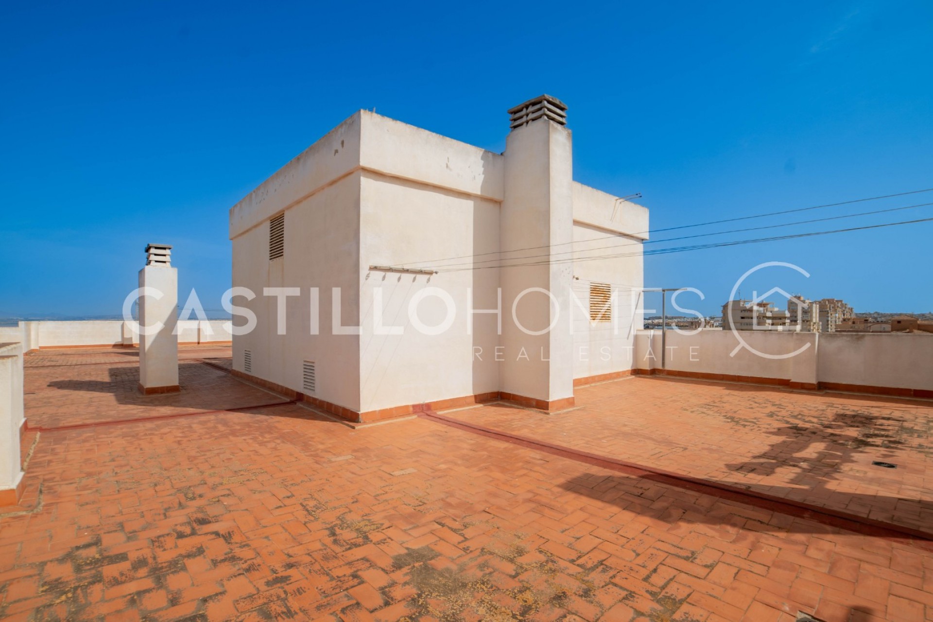 Reventa - Piso -
Torrevieja - Nueva Torrevieja - Aguas Nuevas