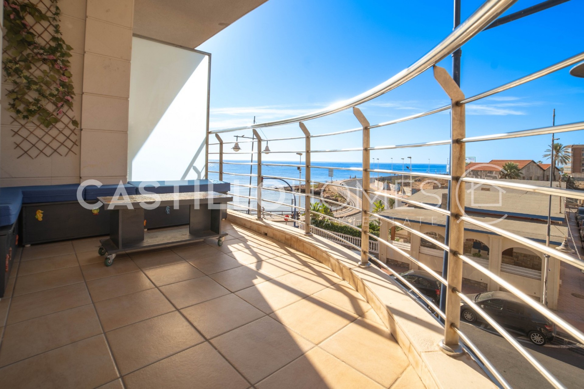 Reventa - Piso -
Torrevieja - Playa de los Locos