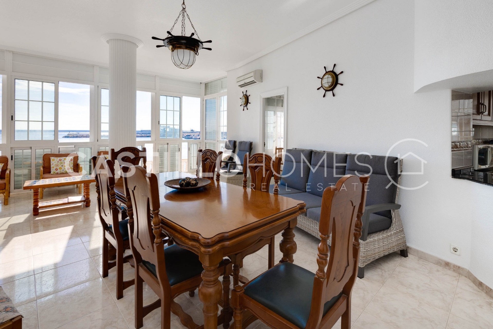 Reventa - Piso -
Torrevieja - Playa del Acequión