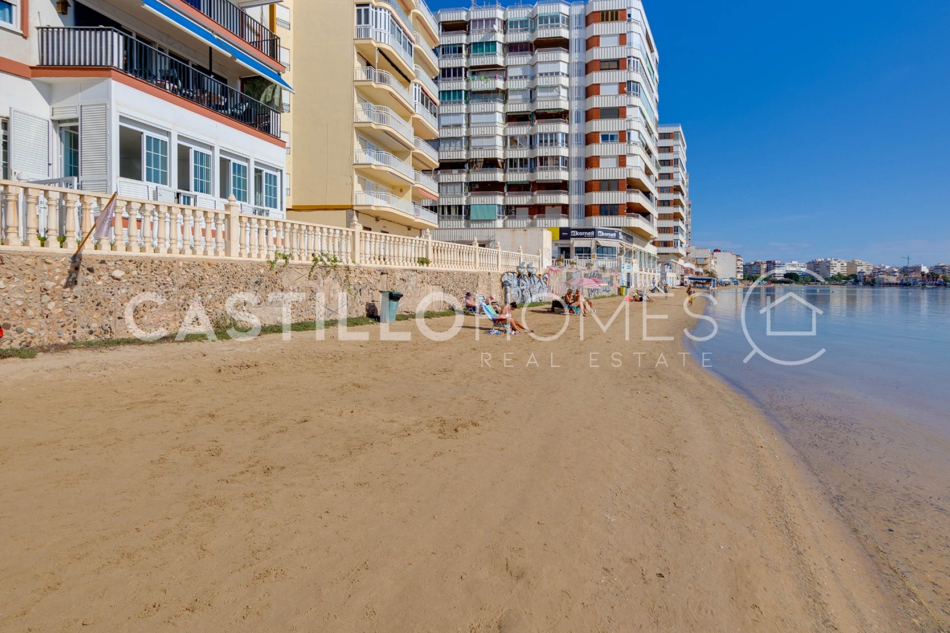 Reventa - Piso -
Torrevieja - Playa del Acequión