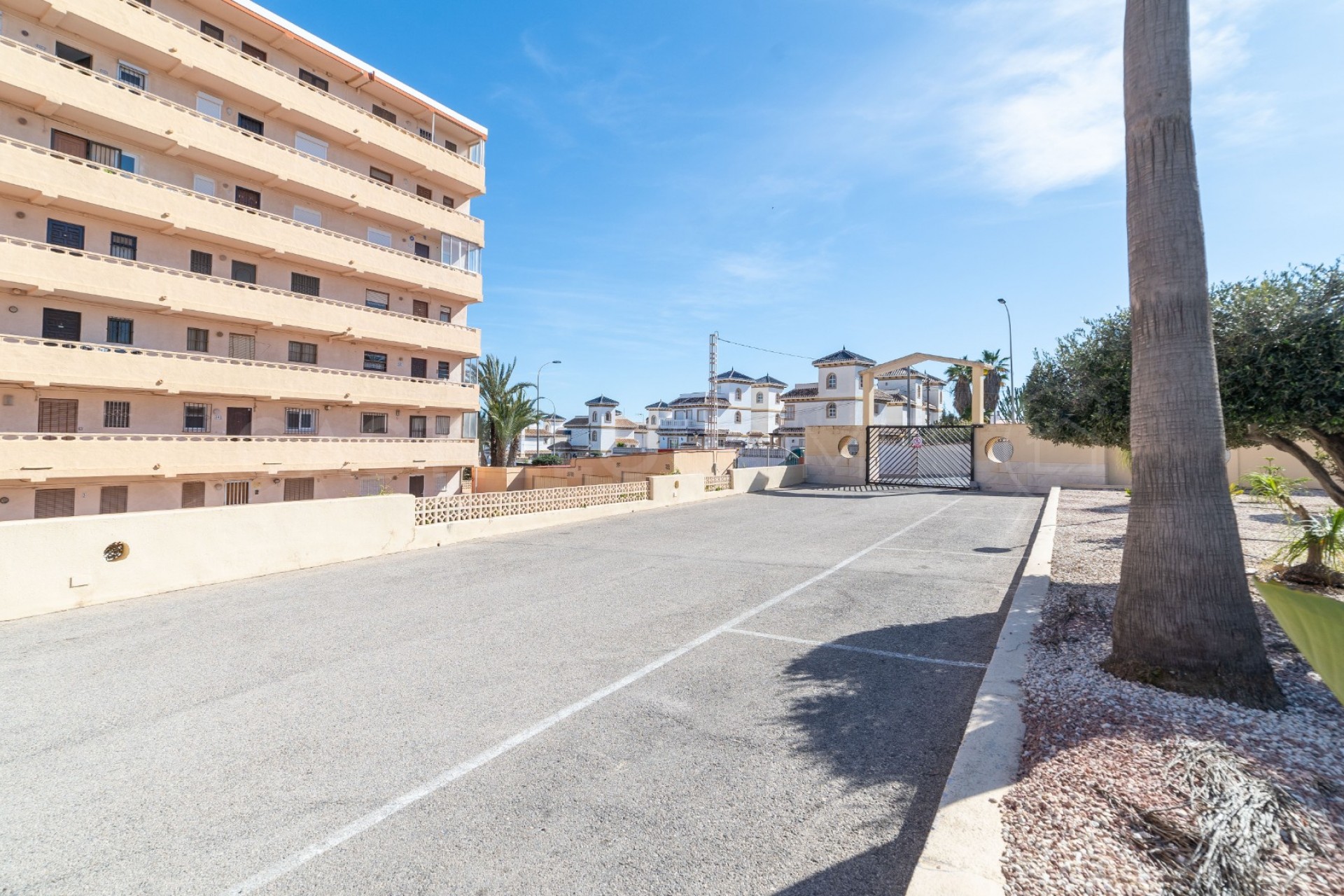 Reventa - Piso -
Torrevieja - Torrelamata - La Mata