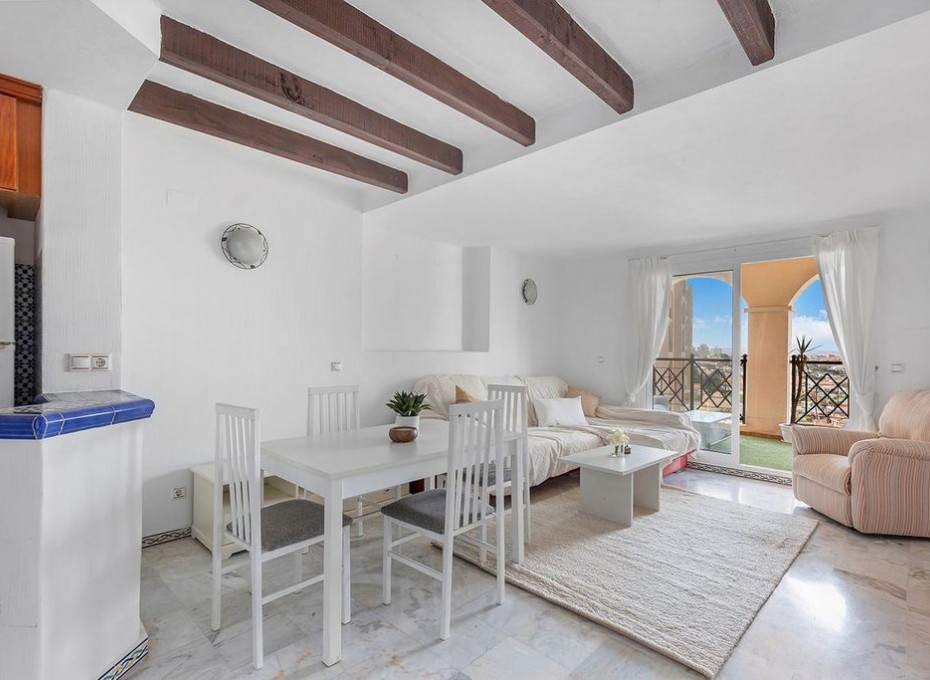 Reventa - Piso -
Torrevieja - Urb. Rosaleda