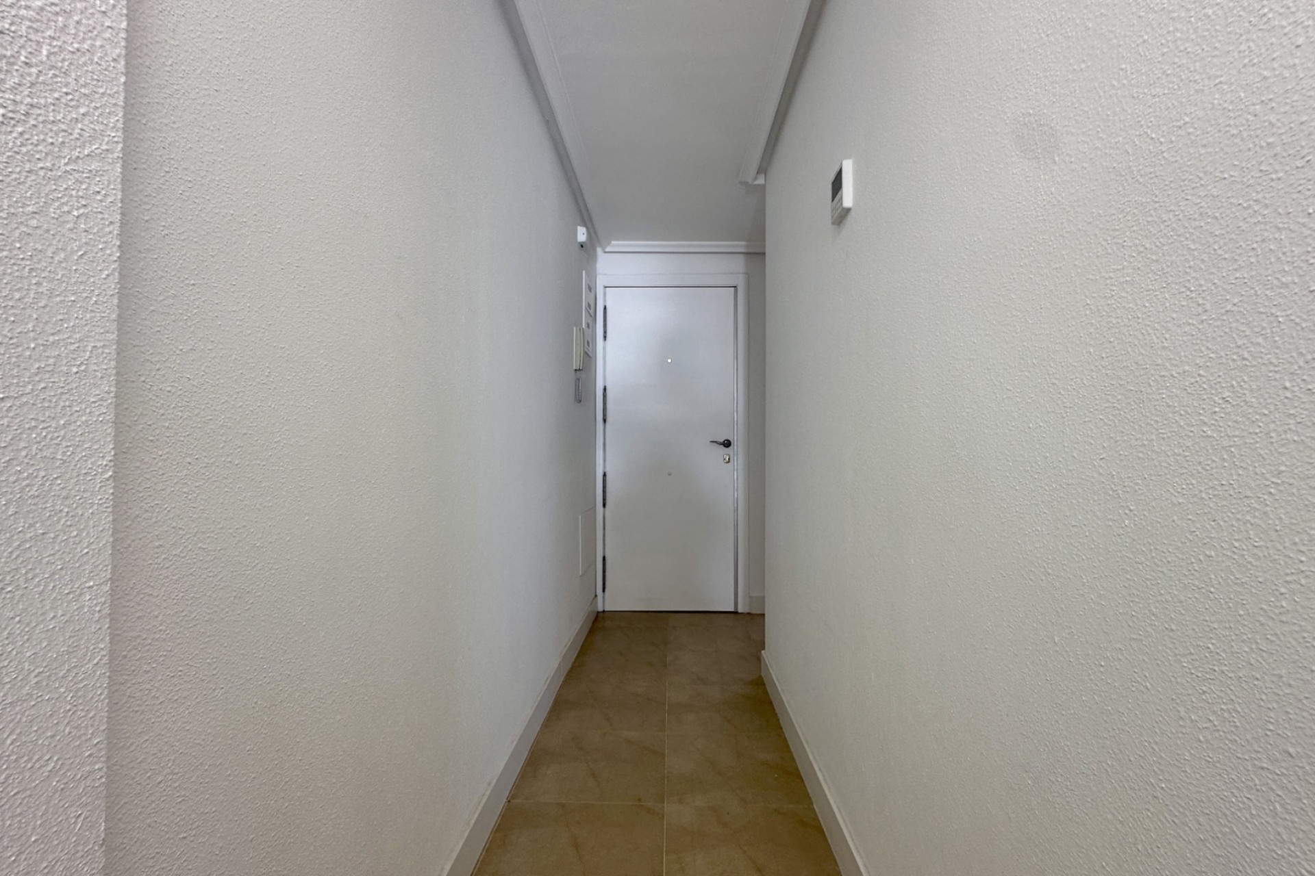 Reventa - Piso -
Torrevieja