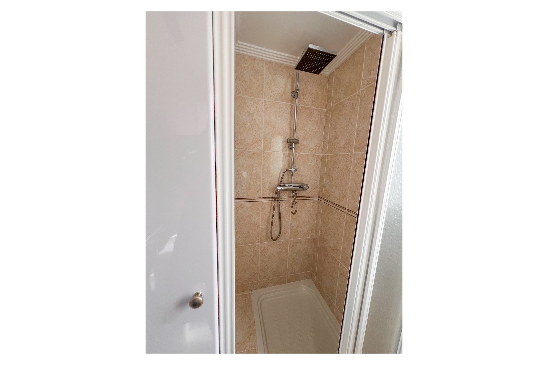 Reventa - Piso -
Torrevieja