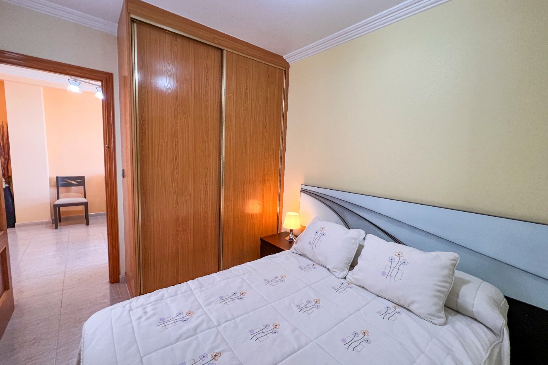Reventa - Piso -
Torrevieja