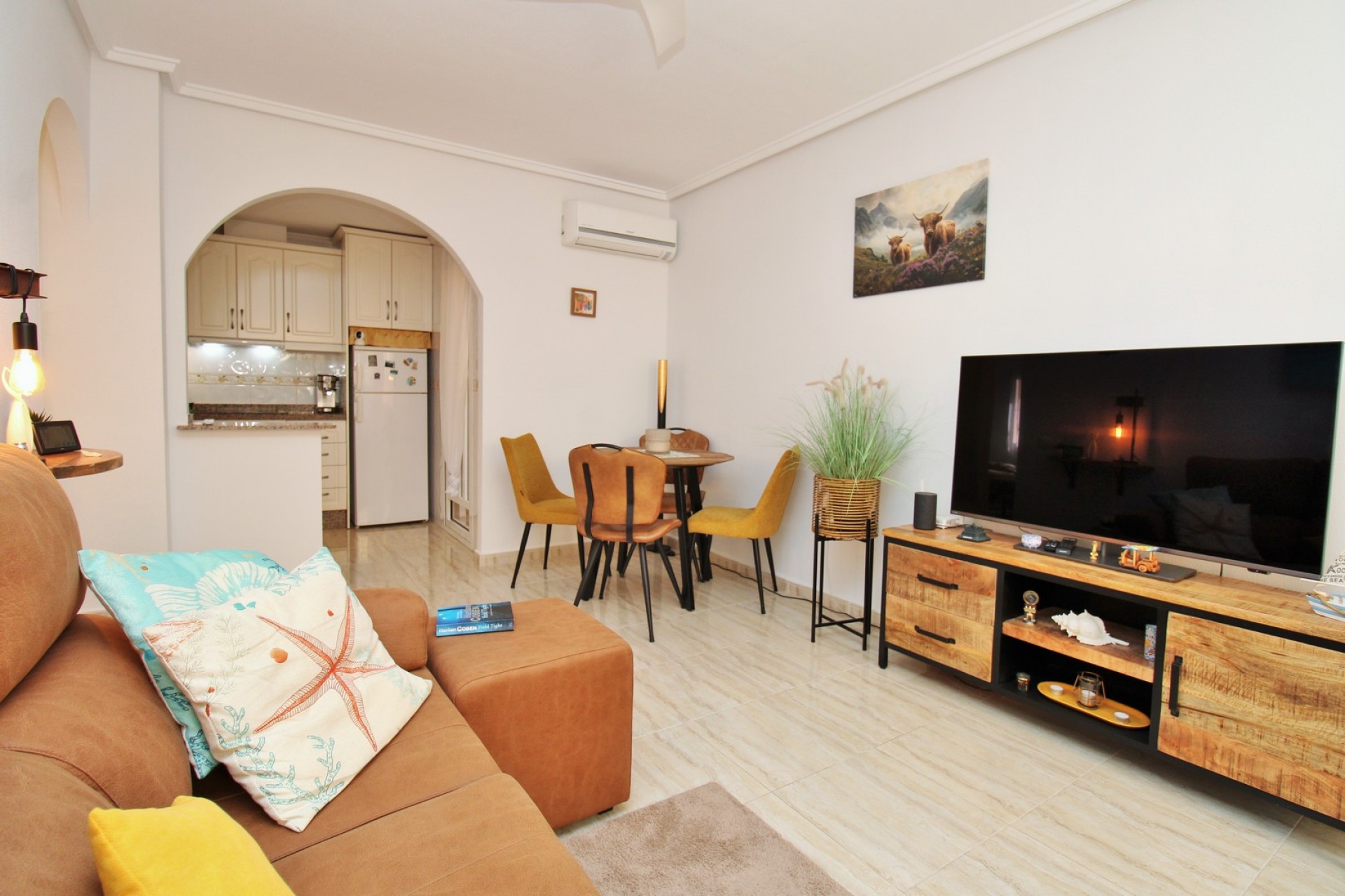 Reventa - Piso -
Villamartin - Los Dolses
