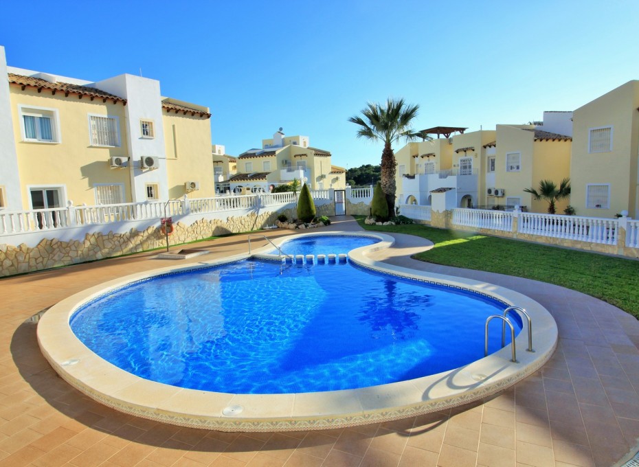 Reventa - Piso -
Villamartin