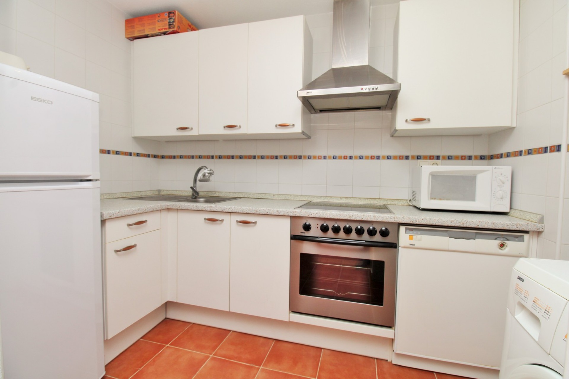 Reventa - Piso -
Villamartin