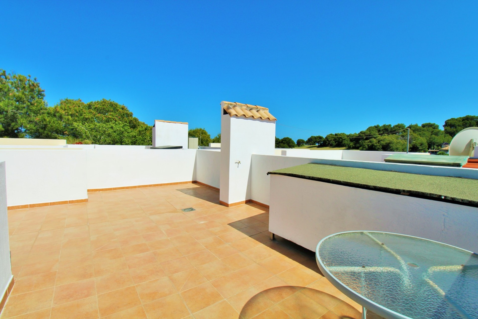 Reventa - Piso -
Villamartin