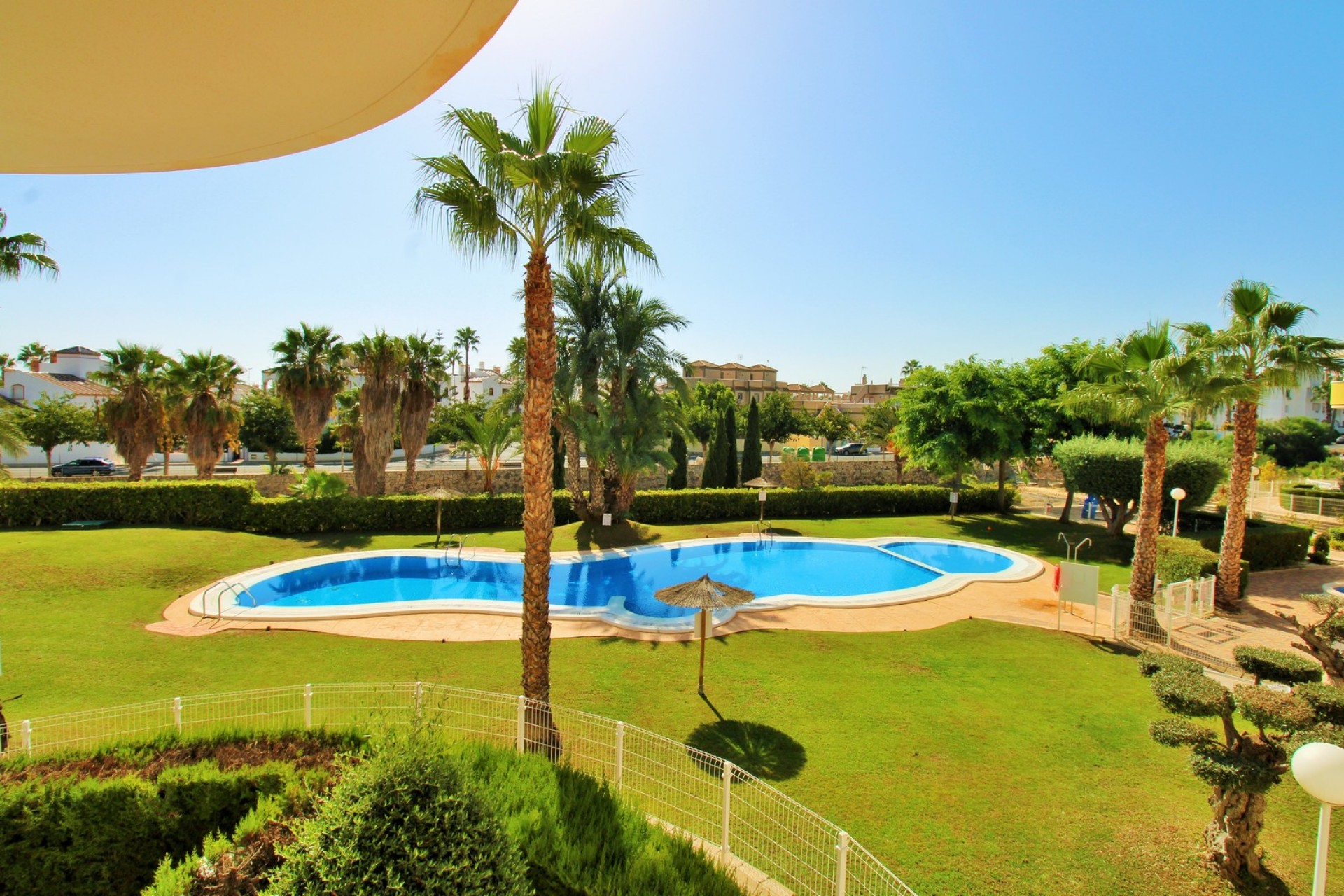 Reventa - Piso -
Villamartin