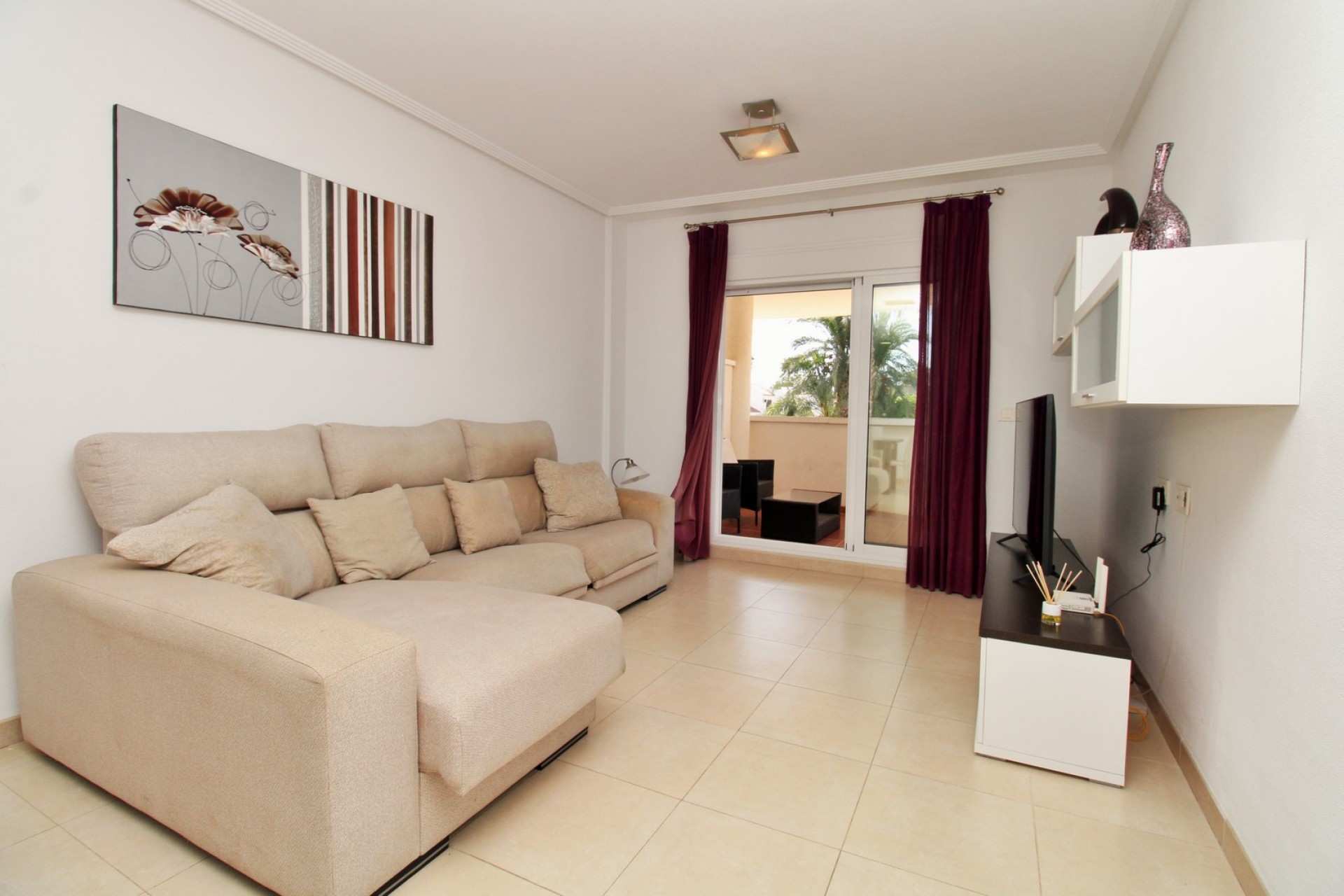 Reventa - Piso -
Villamartin