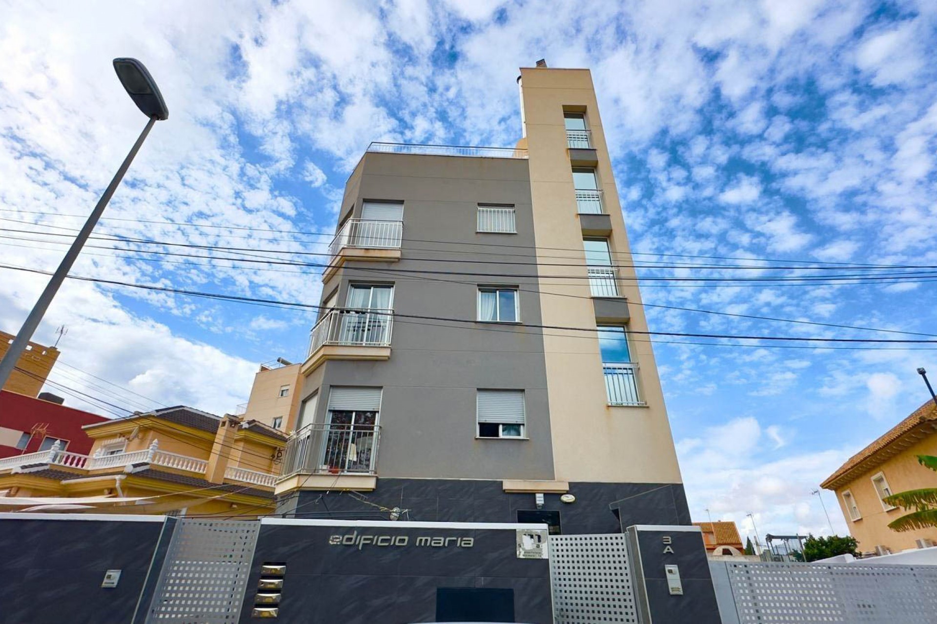 Reventa - Property -
Torrevieja - Nueva Torrevieja - Aguas Nuevas