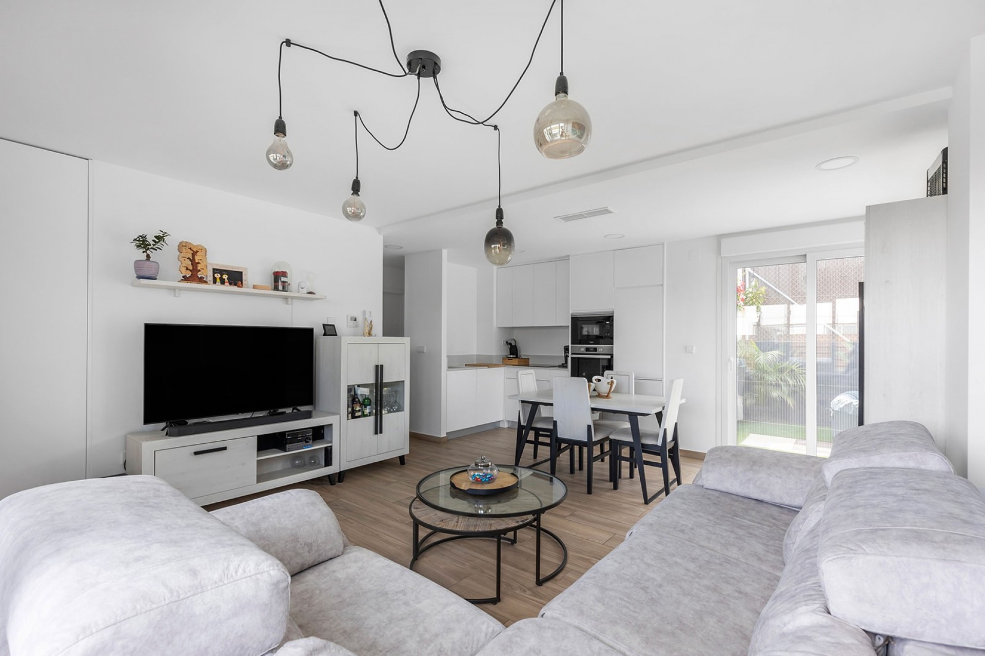 Reventa - Semi - Detached Villa -
Orihuela Costa - Vistabella Golf