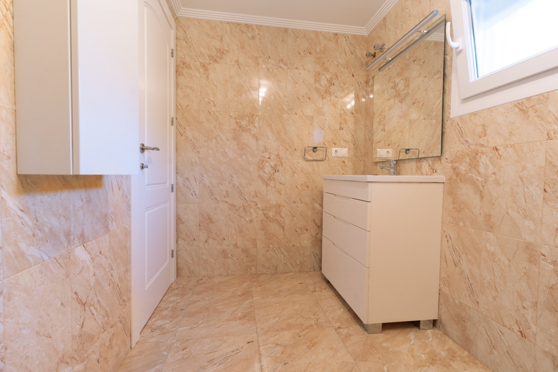 Reventa - Semi-Detached Villa -
Torrevieja - Los Balcones